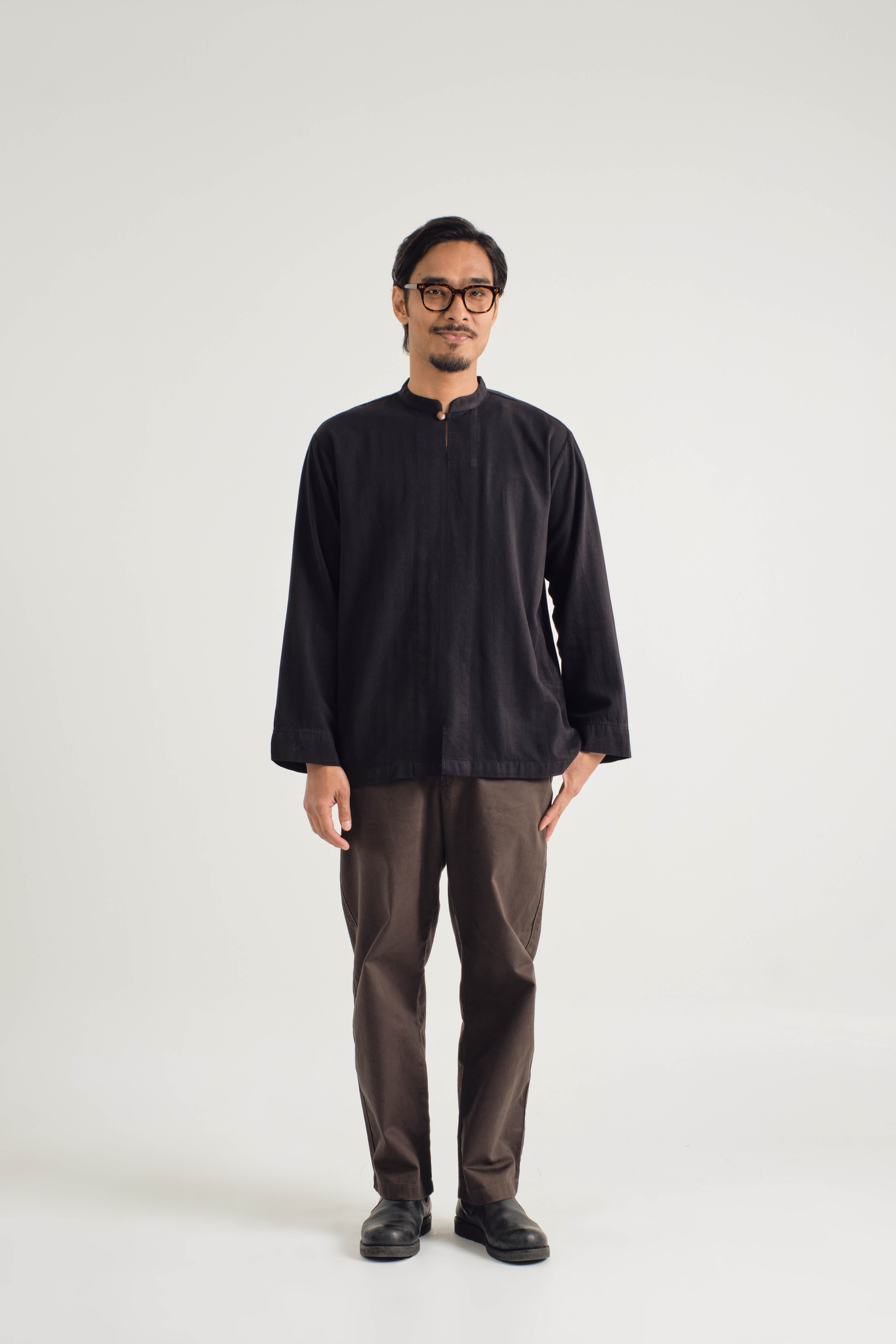 Jalenan Modern Fit Collared Top - Coal Black