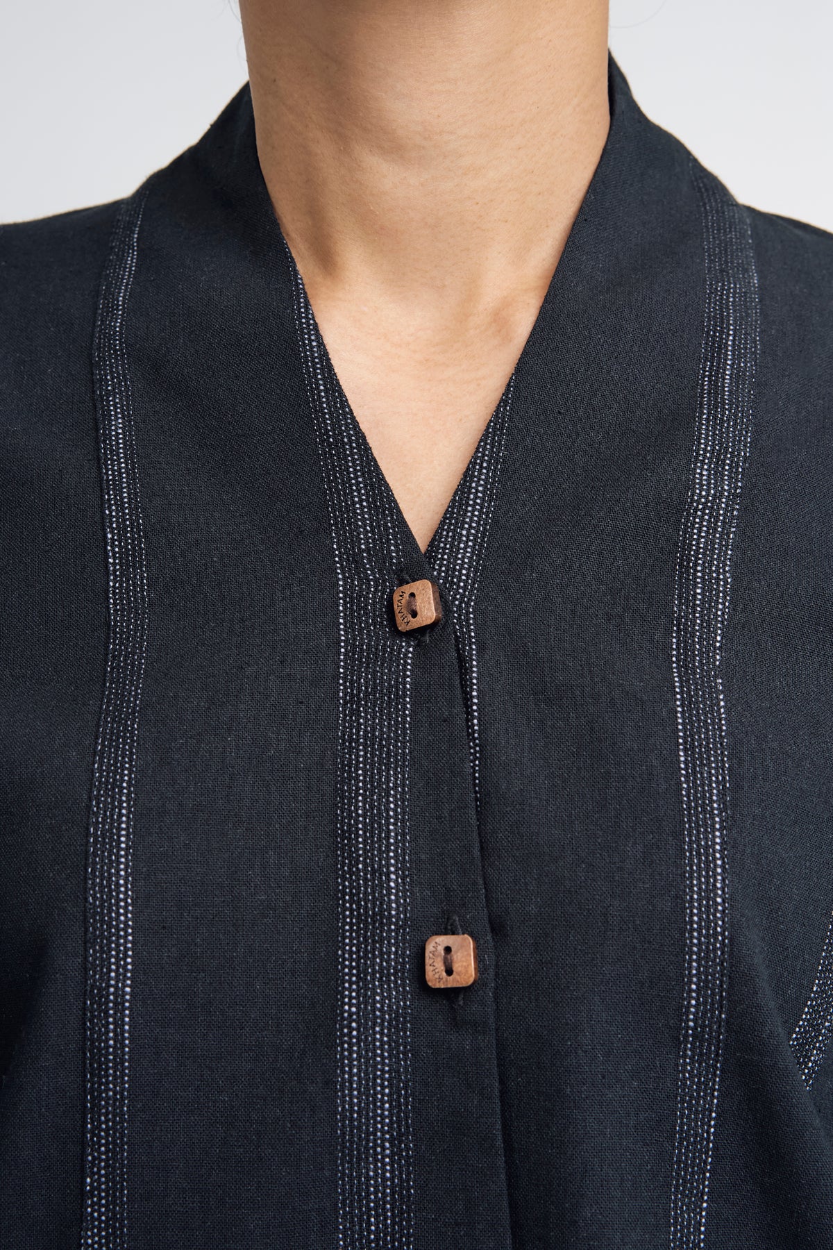 Detak Women Baju Belah - Black