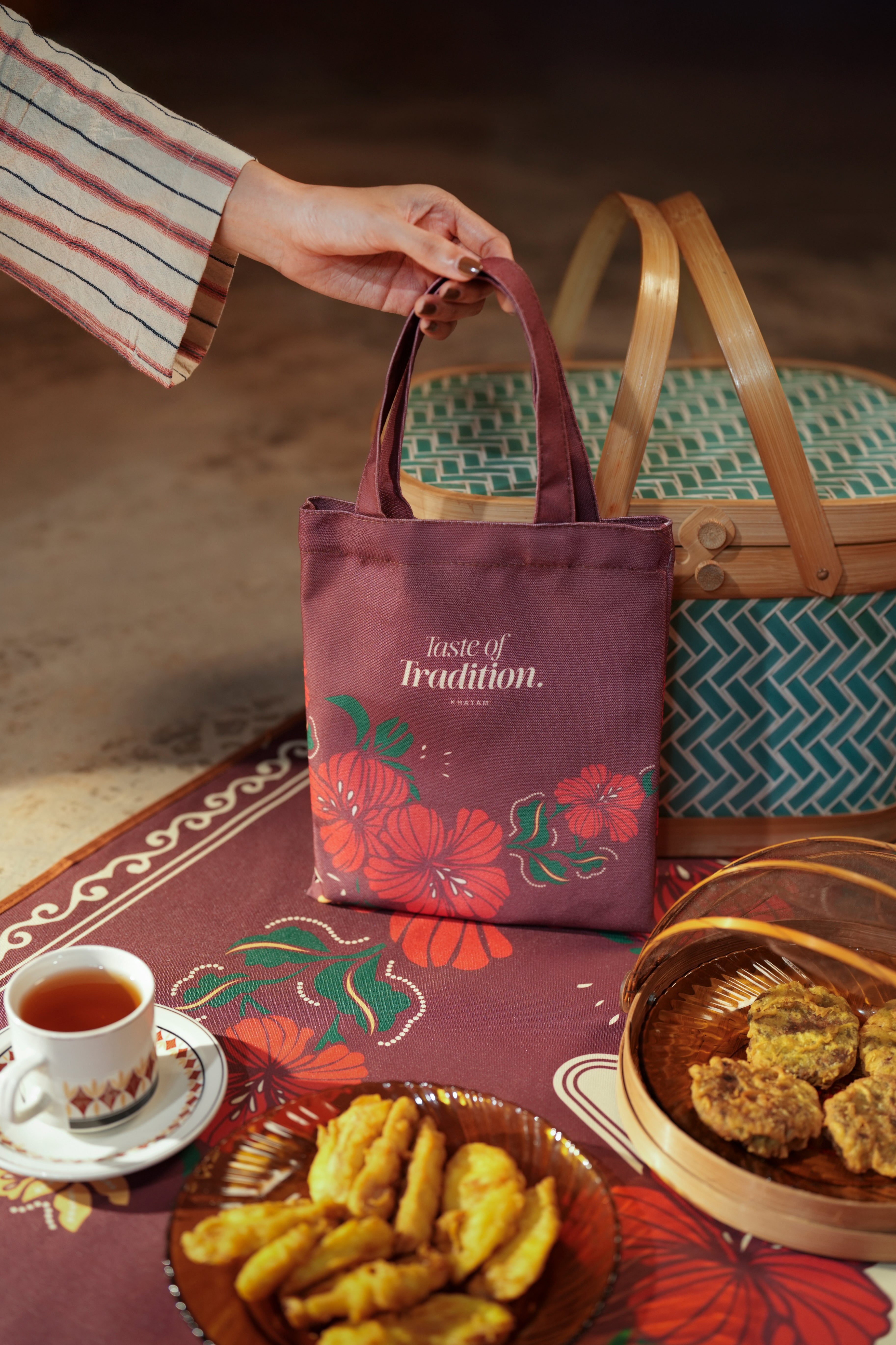 Taste of Tradition Tikar with Bag Set Free Gift