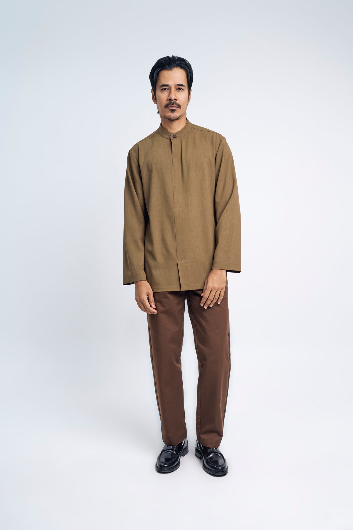 Kemudi Modern Fit Long Sleeves Top - Olive