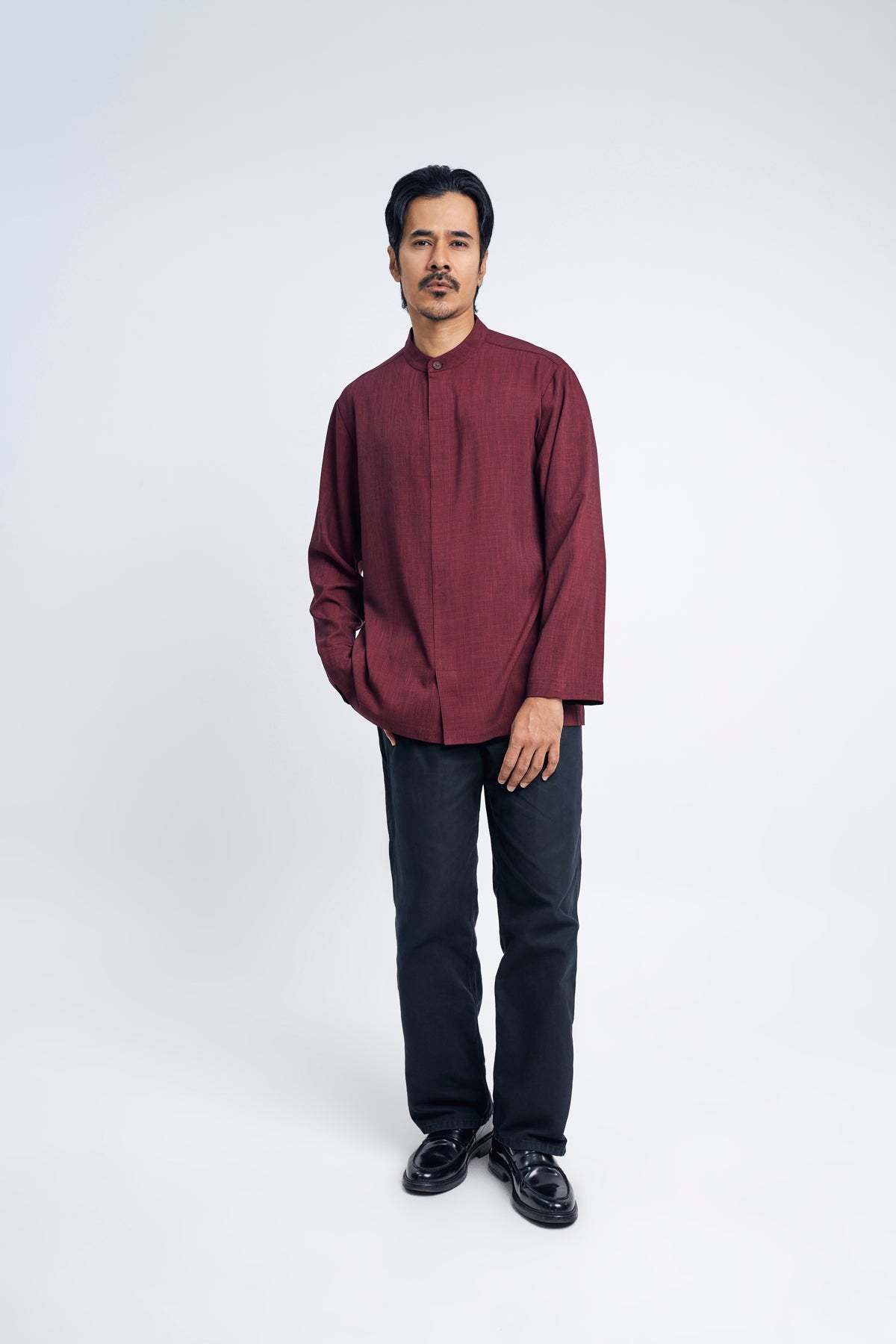 Kemudi Modern Fit Long Sleeves Top - Red