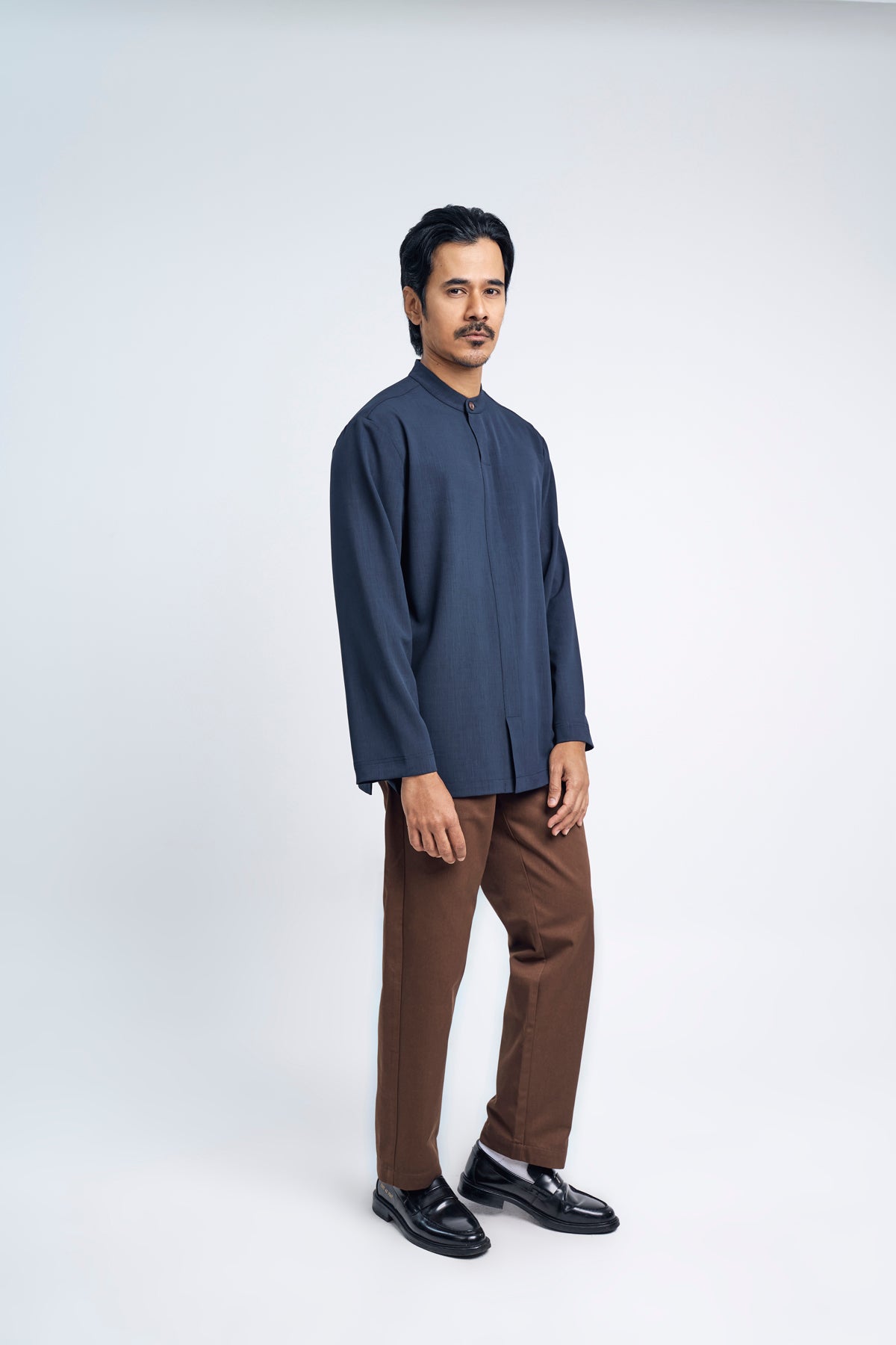 Kemudi Modern Fit Long Sleeves Top - Dark Blue