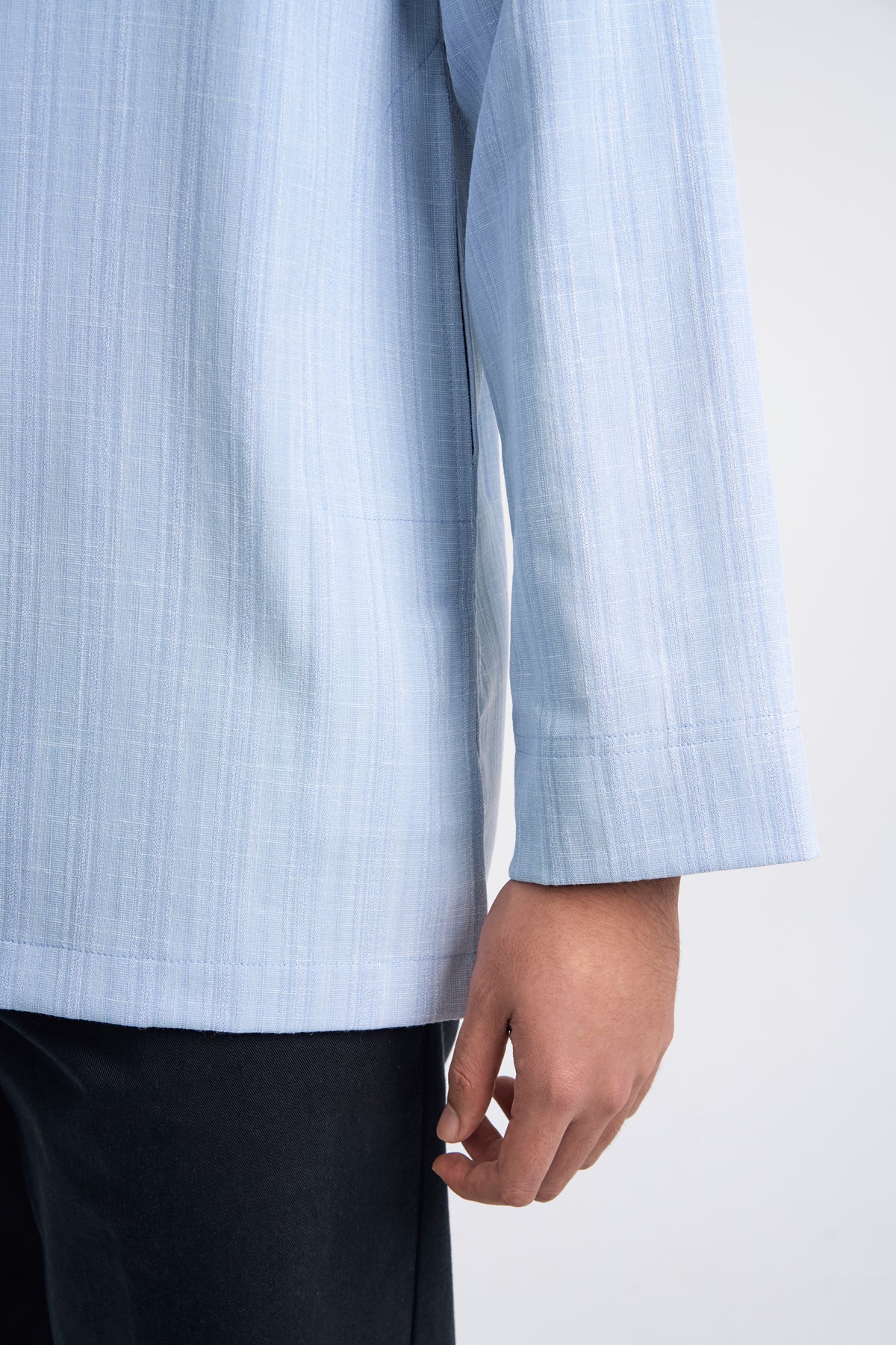 Lembar Modern Fit Long Sleeves Top - Light Blue