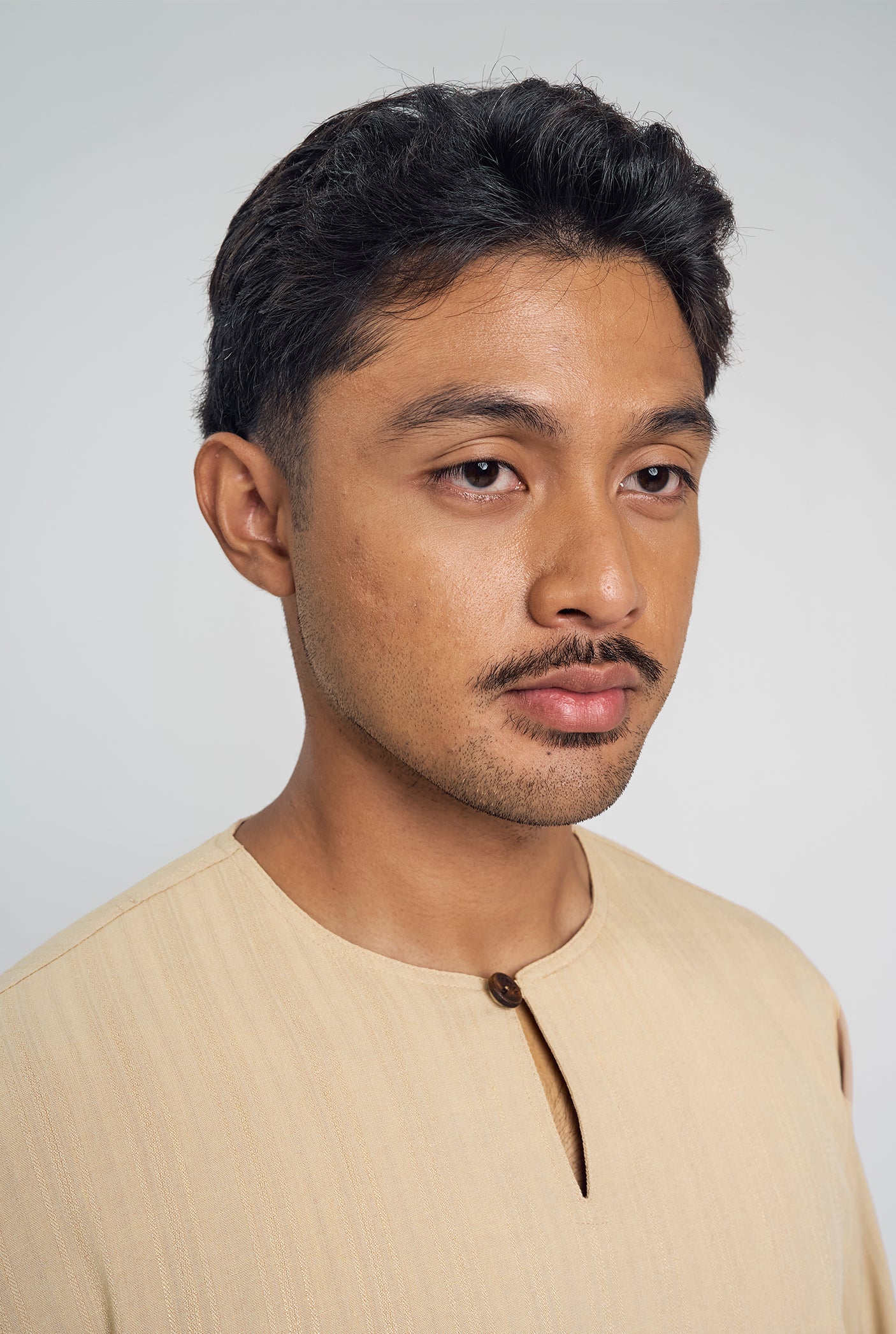 Lembar Modern Fit Long Sleeves Top - Light Brown