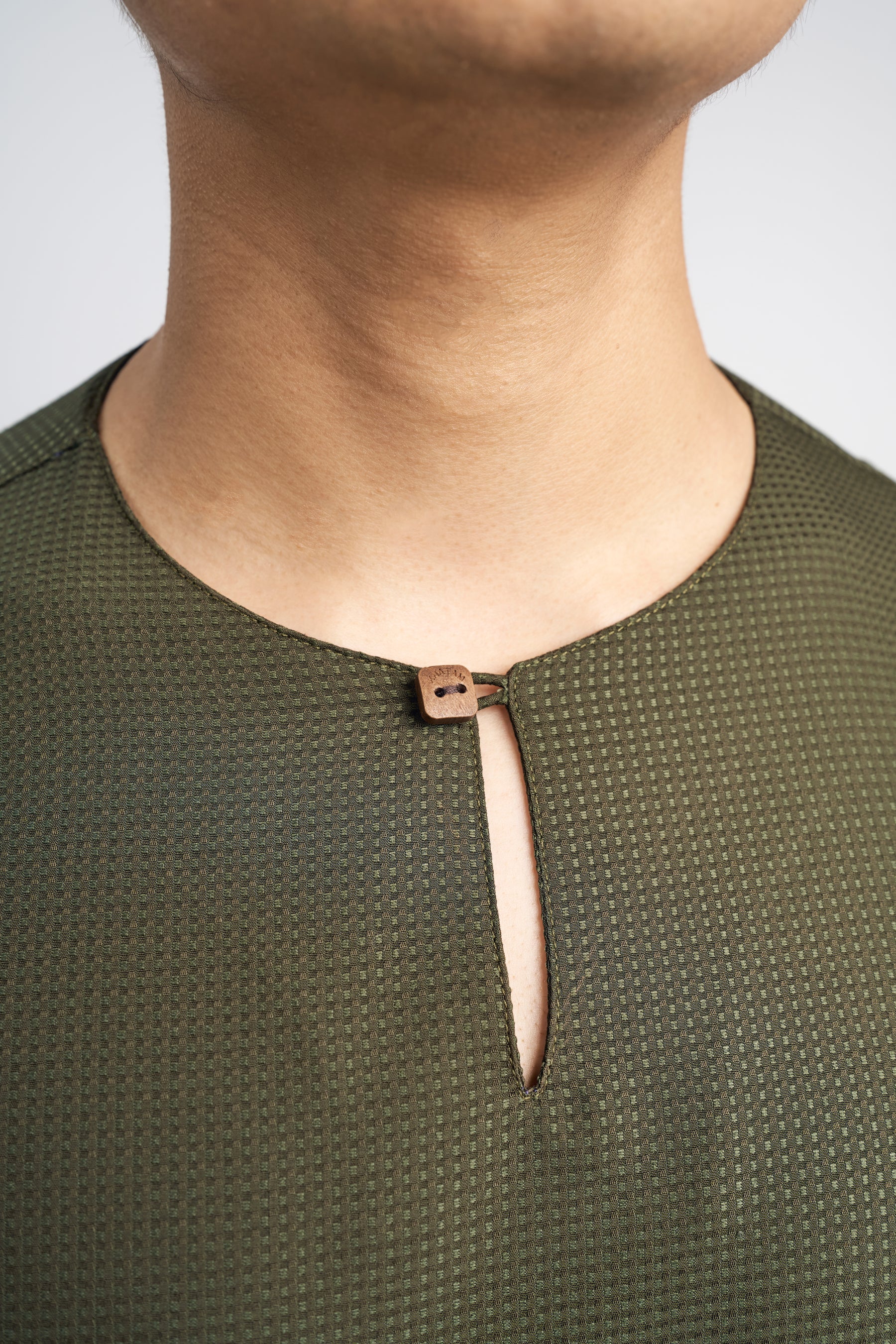 Nadim Modern Fit Top Quarter Sleeves - Army