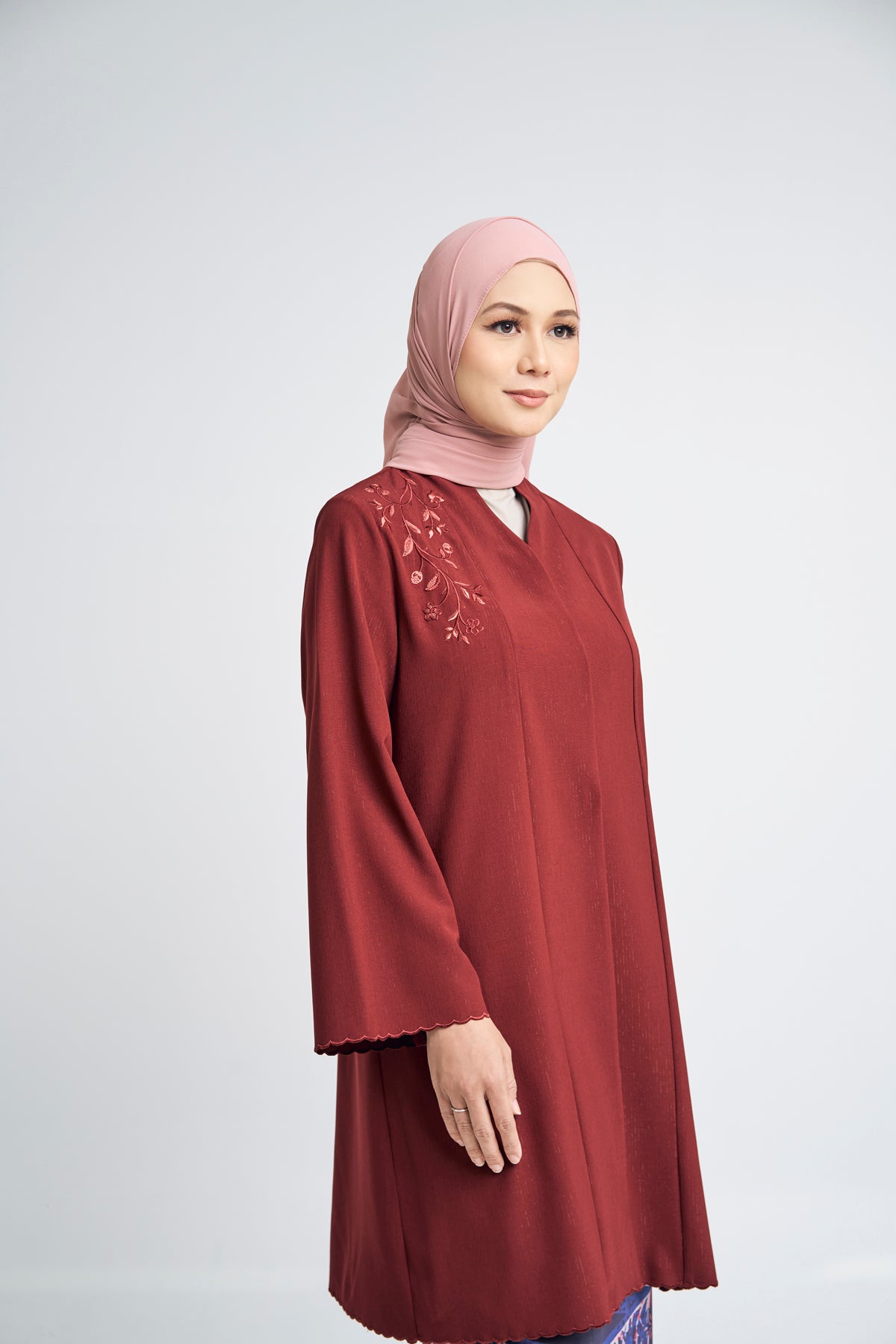 Nyonya Khatam Orked Kebaya - Maroon
