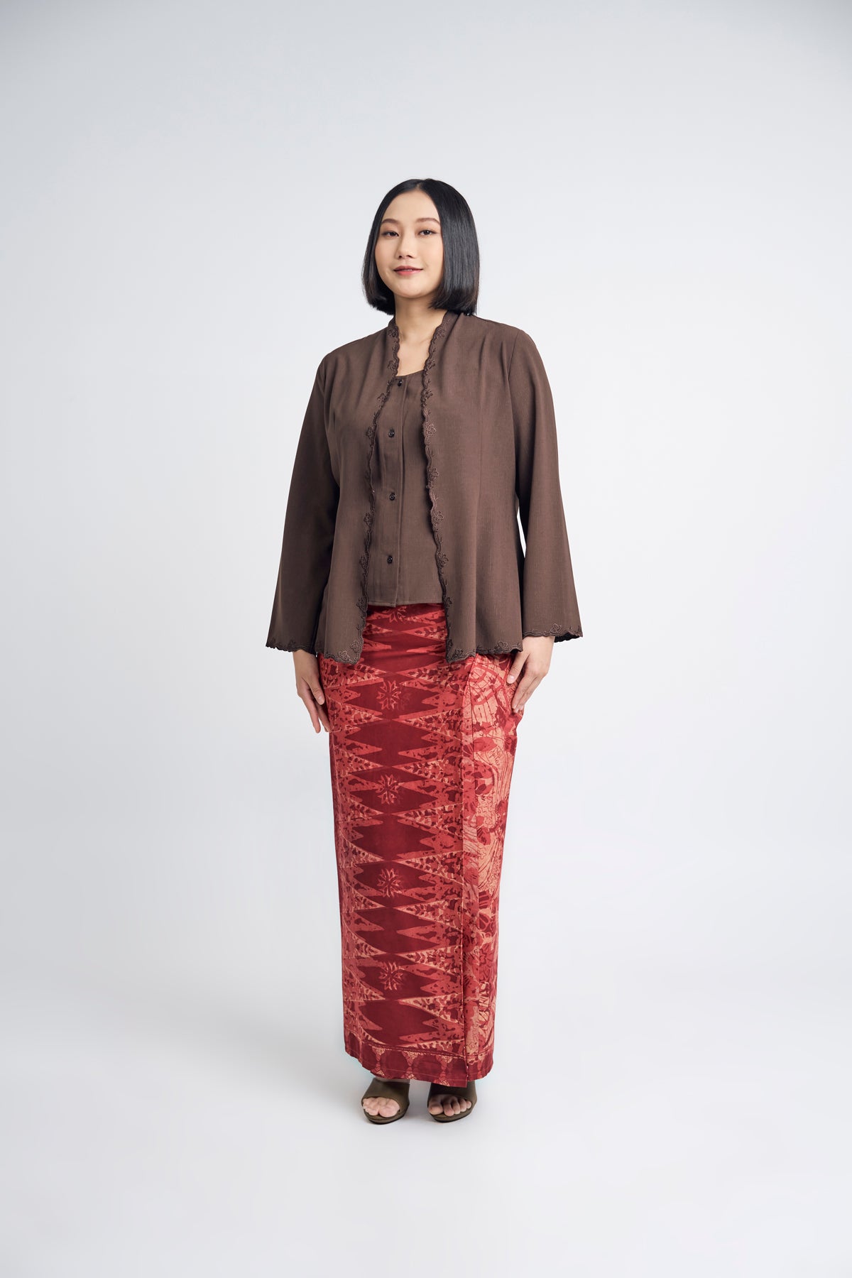 Nyonya Khatam Melor Kebaya Pendek Top - Dark Chocolate