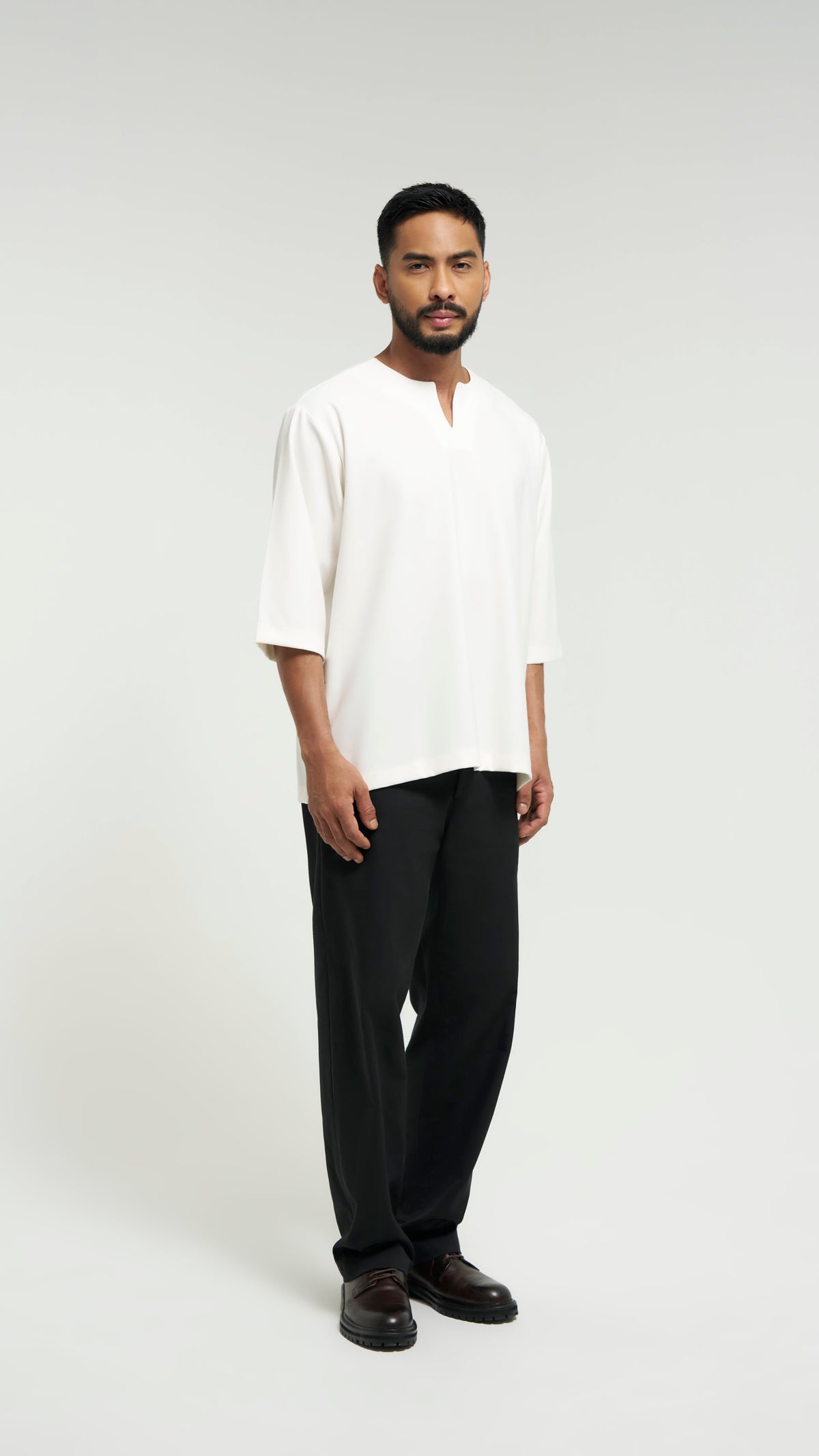 Tasor Loose Fit Quarter Sleeve Top - Off White