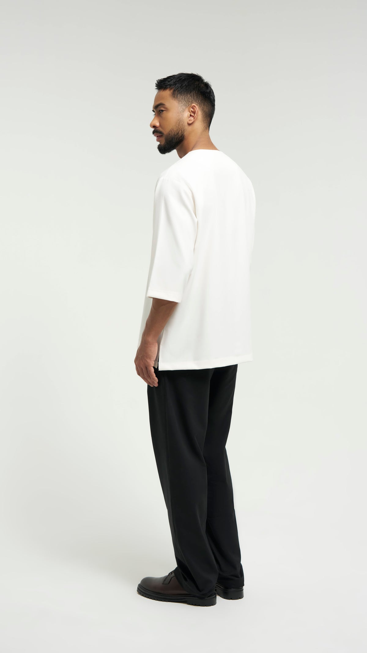 Tasor Loose Fit Quarter Sleeve Top - Off White