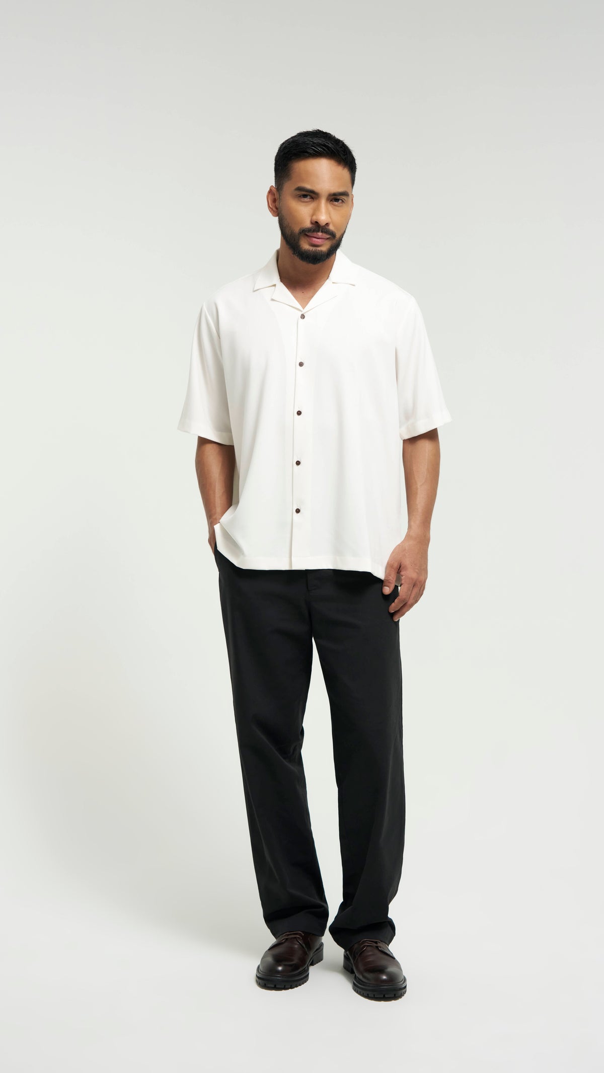 Tasor Loose Fit Short Sleeve Shirt - Off White