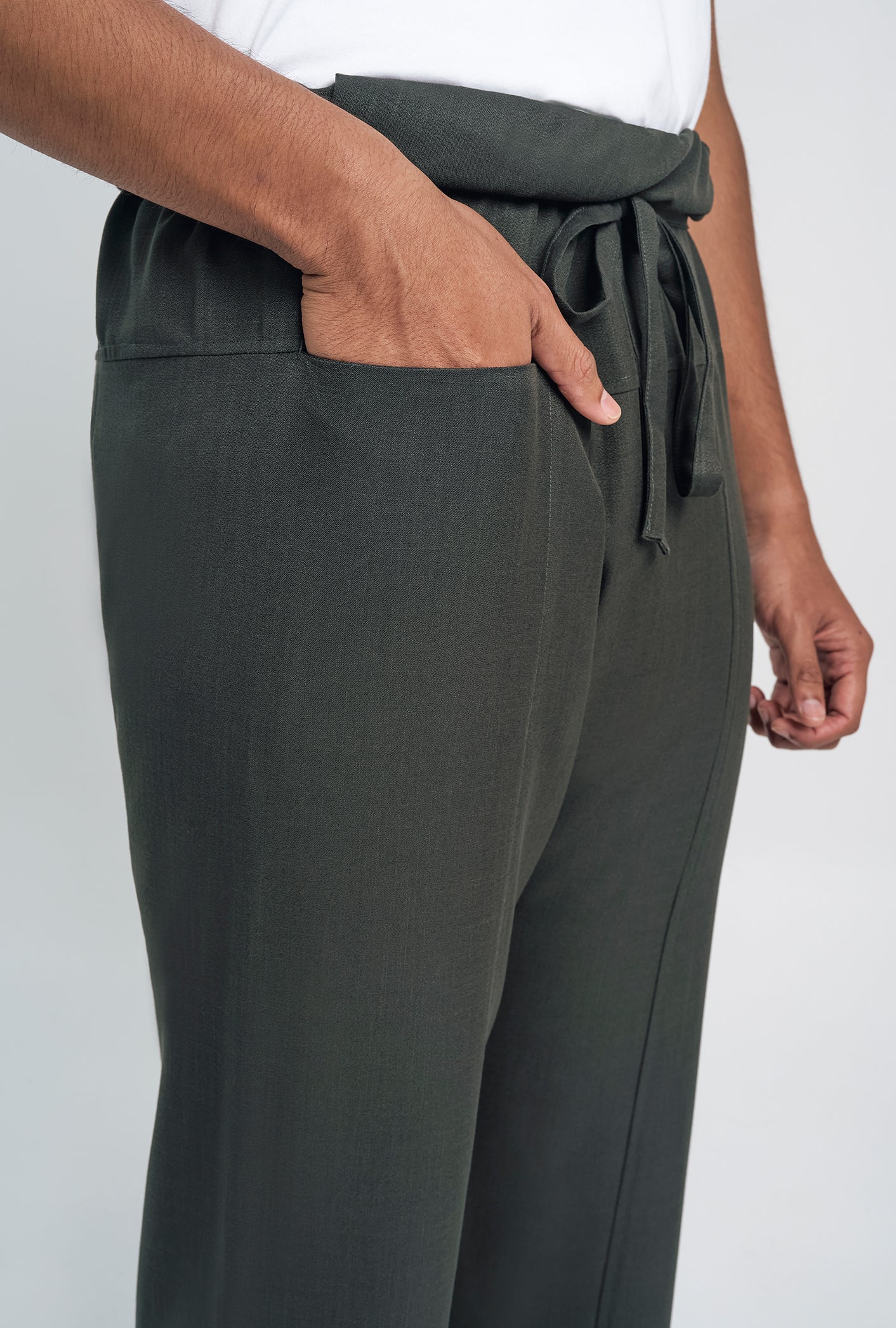 OG' Series Baju Melayu Teluk Belanga Klasik Seluar Ikat - Hijau Arang