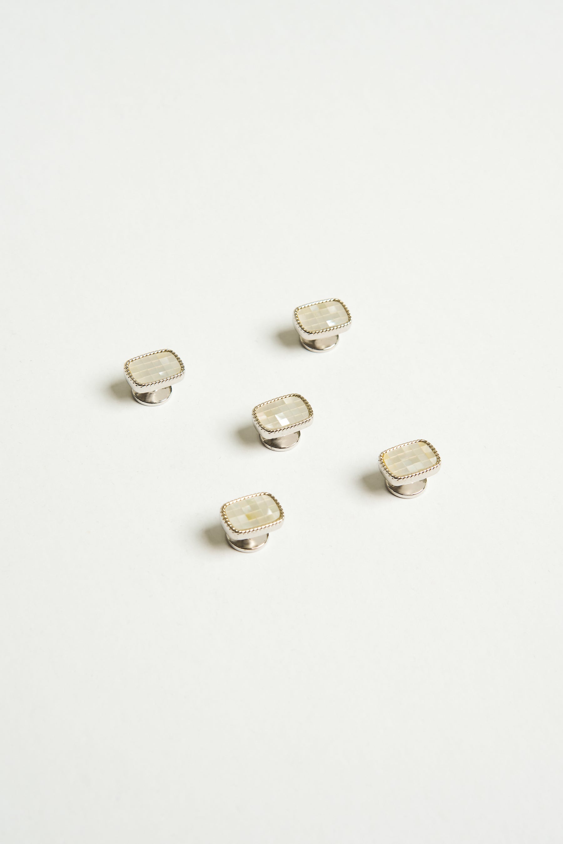 Butang Baju Melayu Pakulima - Checkered Pearl