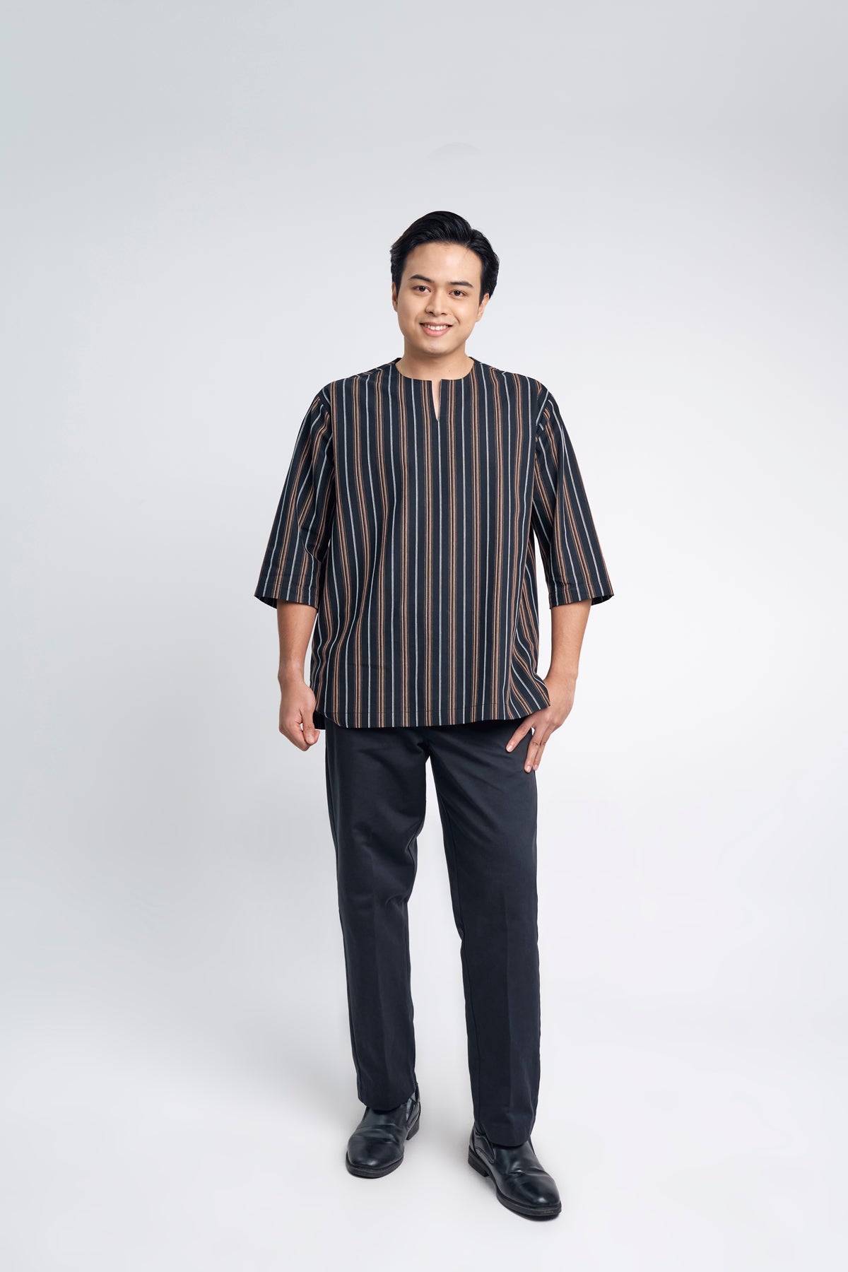 Palong Loose Fit Men Top Quarter - Black