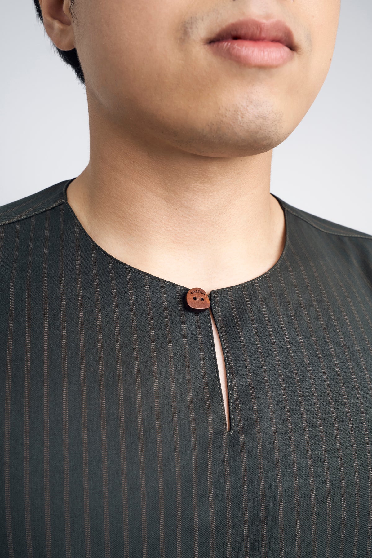 Pasak Modern Fit Top Quarter Sleeves - Dark Green