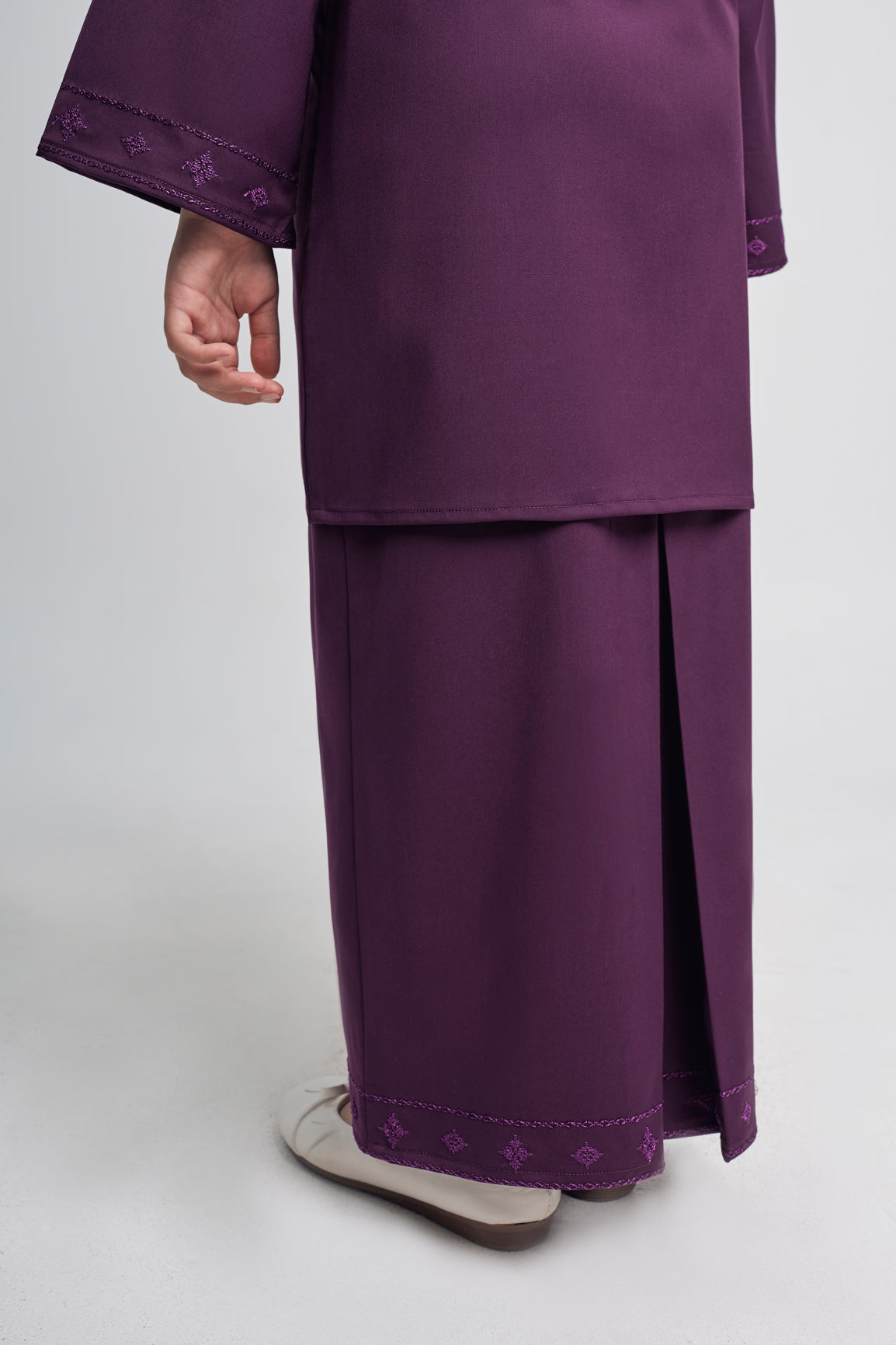 Patawali Girl Kebaya - Dark Purple