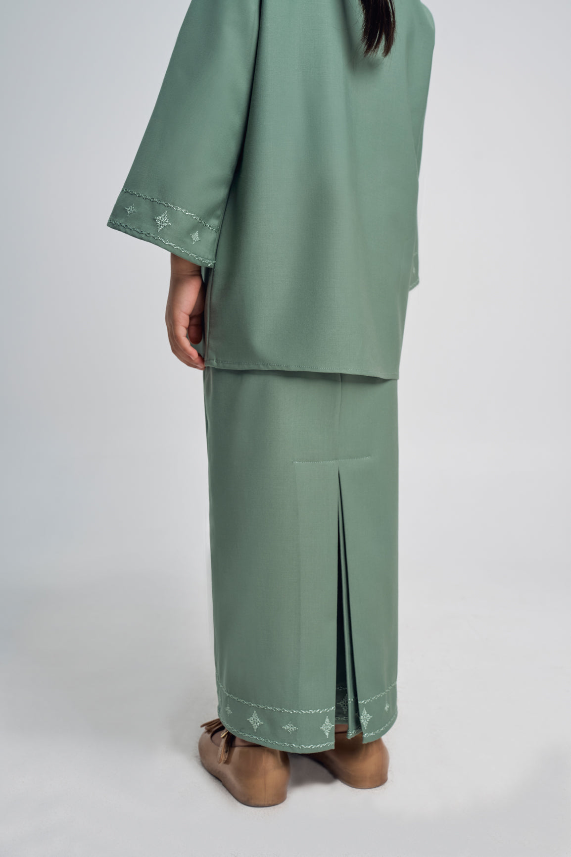 Patawali Girl Kebaya - Grass Green