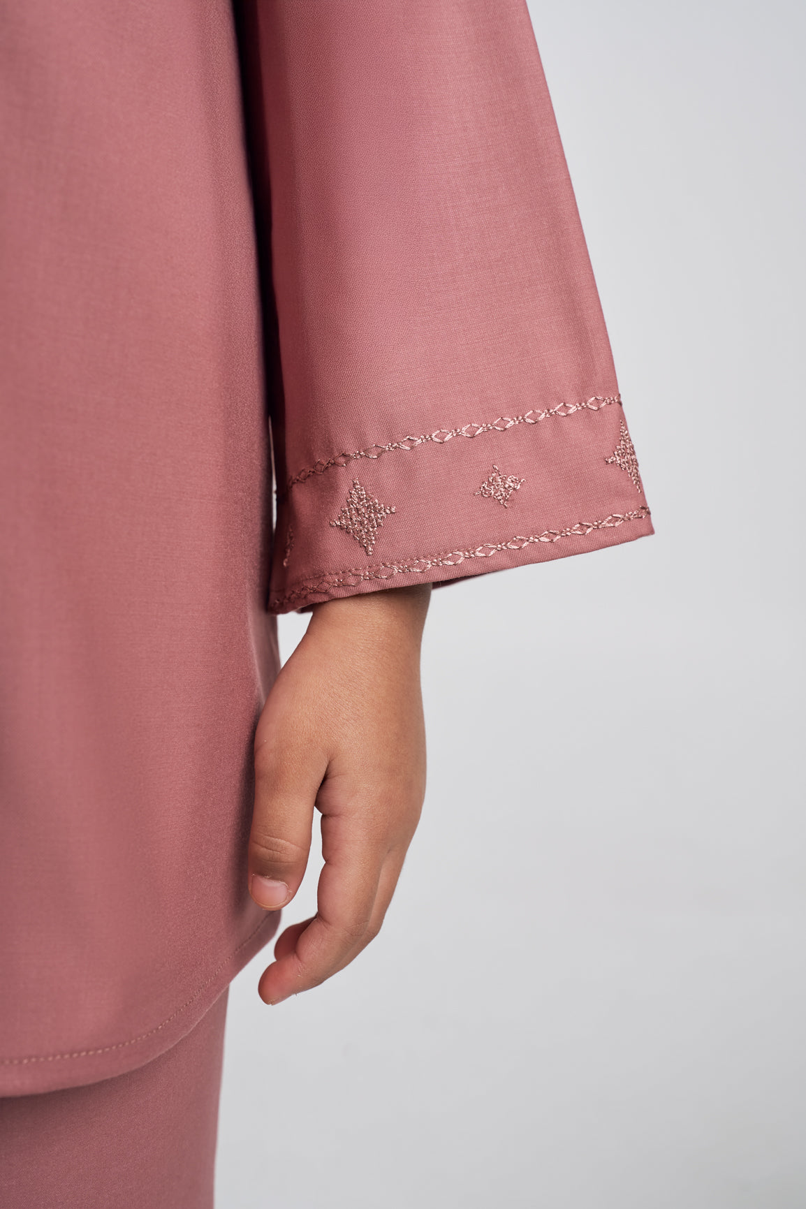 Patawali Girl Kebaya - Smokey Pink