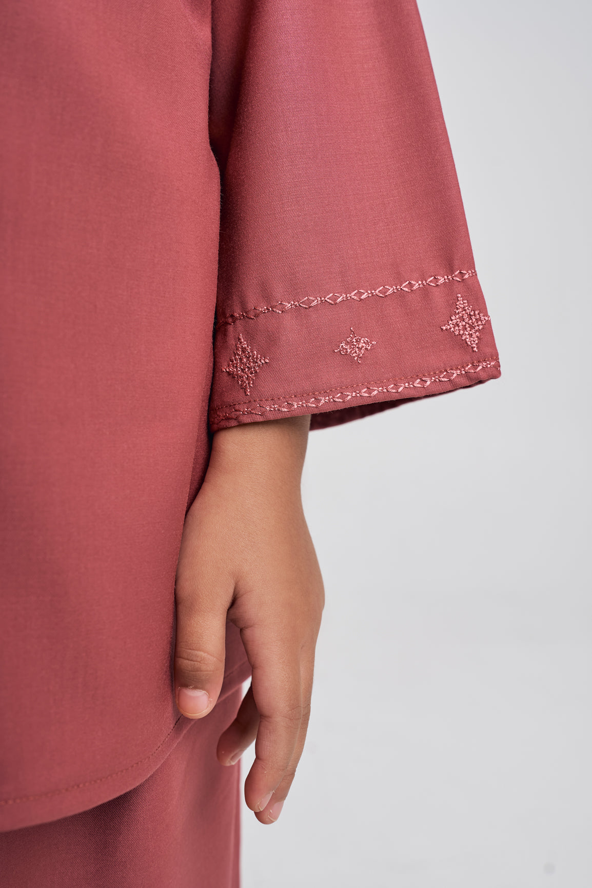 Patawali Girl Kebaya - Dark Rose