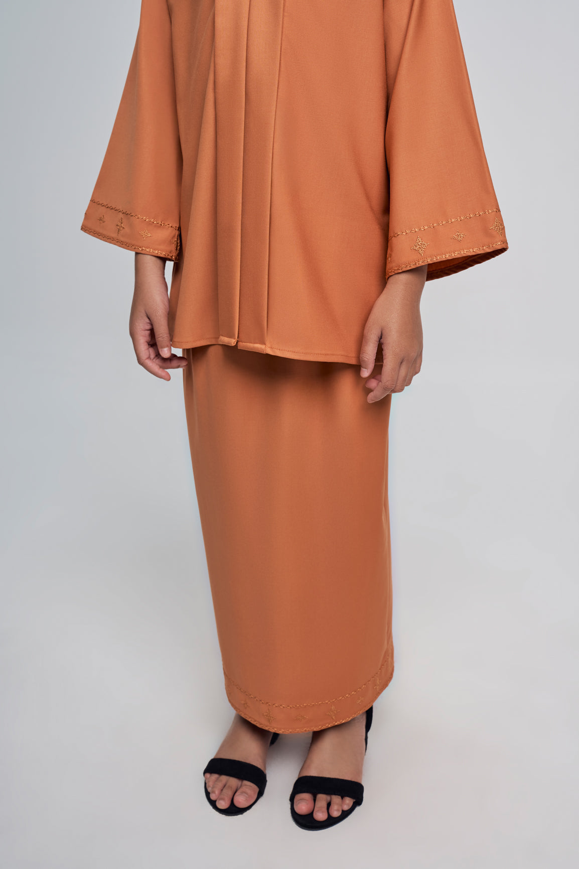 Patawali Girl Kebaya - Apricot