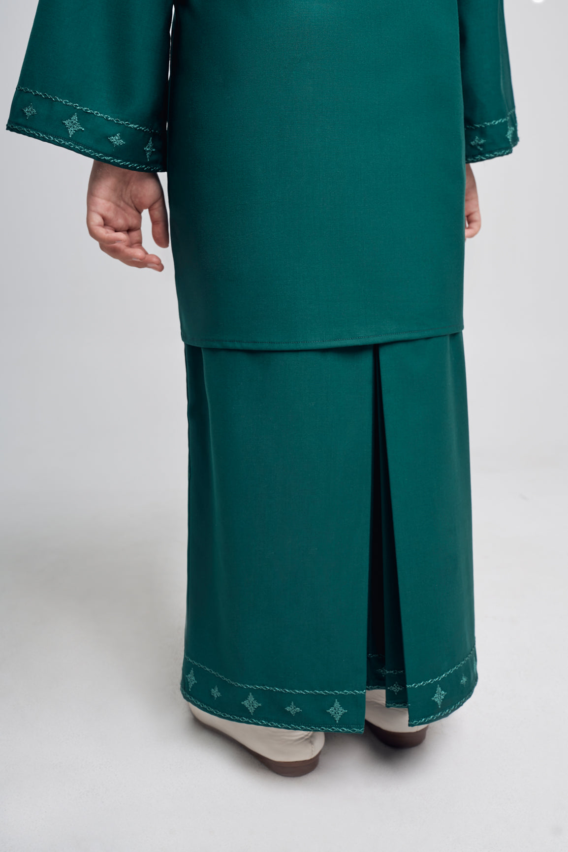 Patawali Girl Kebaya - Emerald Green