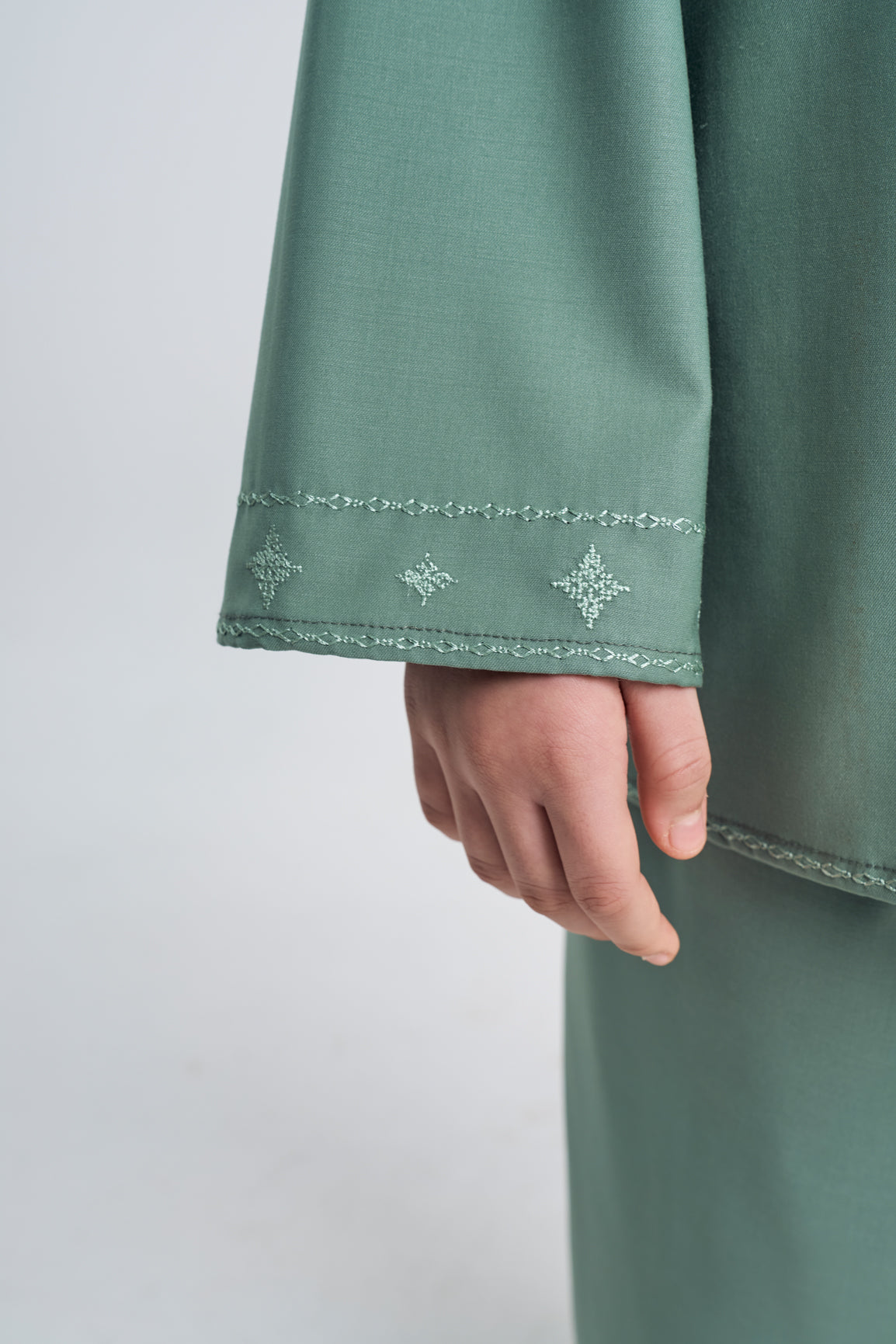 Patawali Girls Baju Kurung - Grass Green