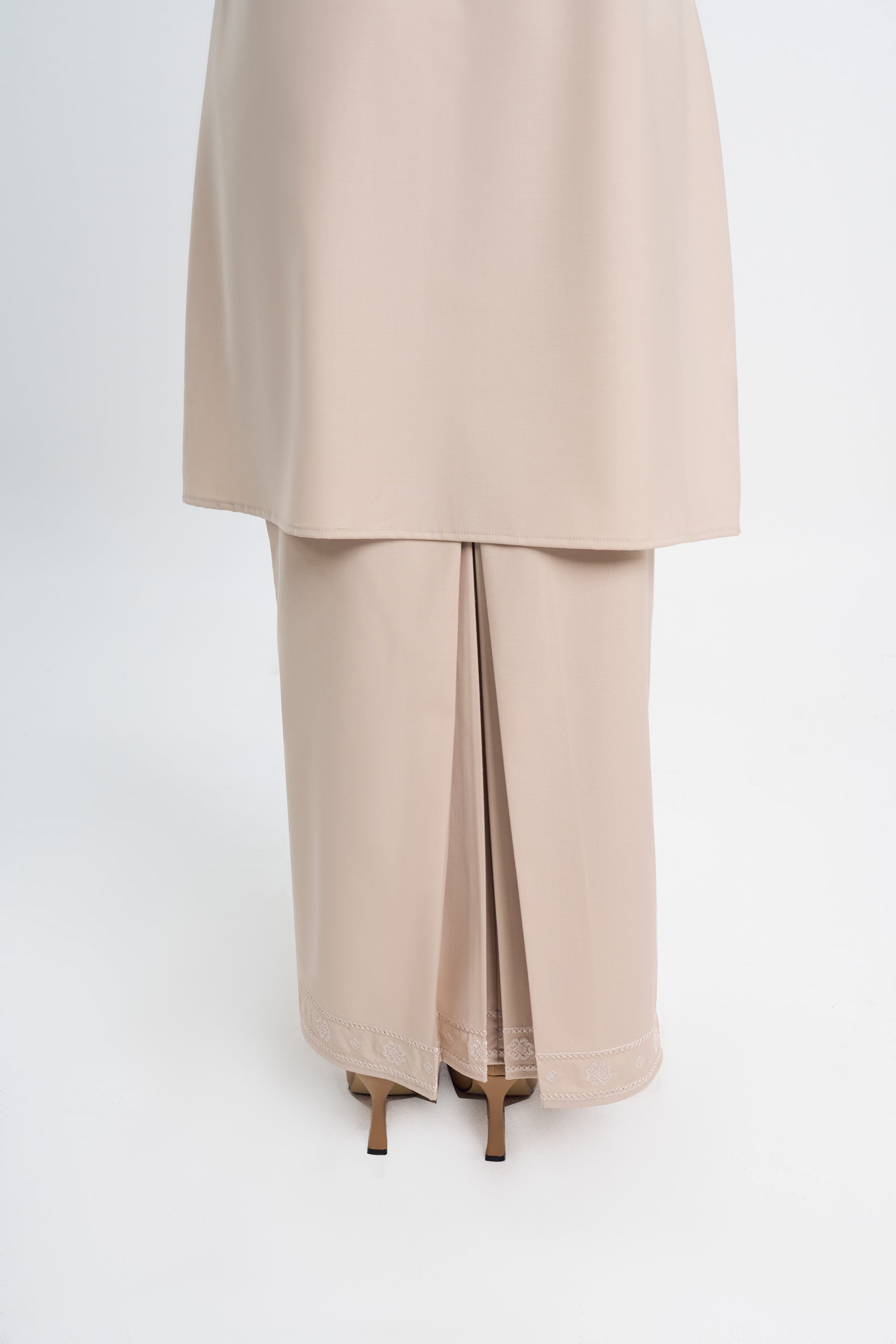 Patawali Baju Kebaya - Beige