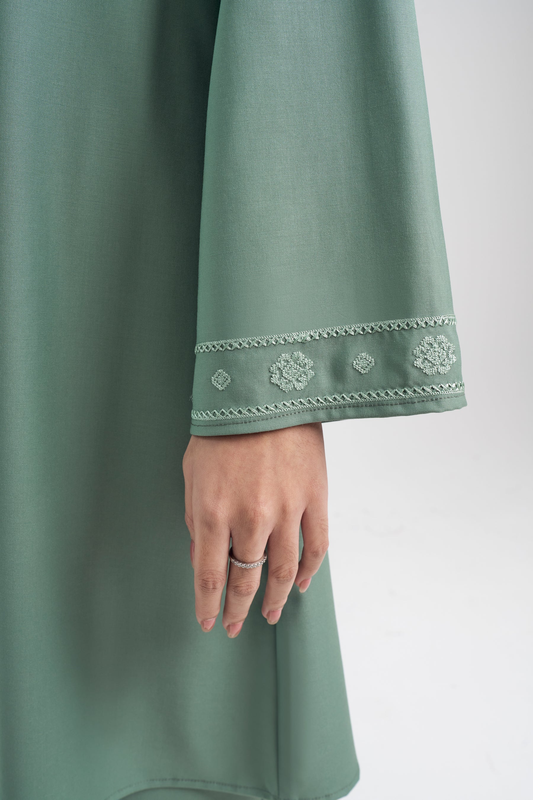 Patawali Baju Kebaya - Grass Green