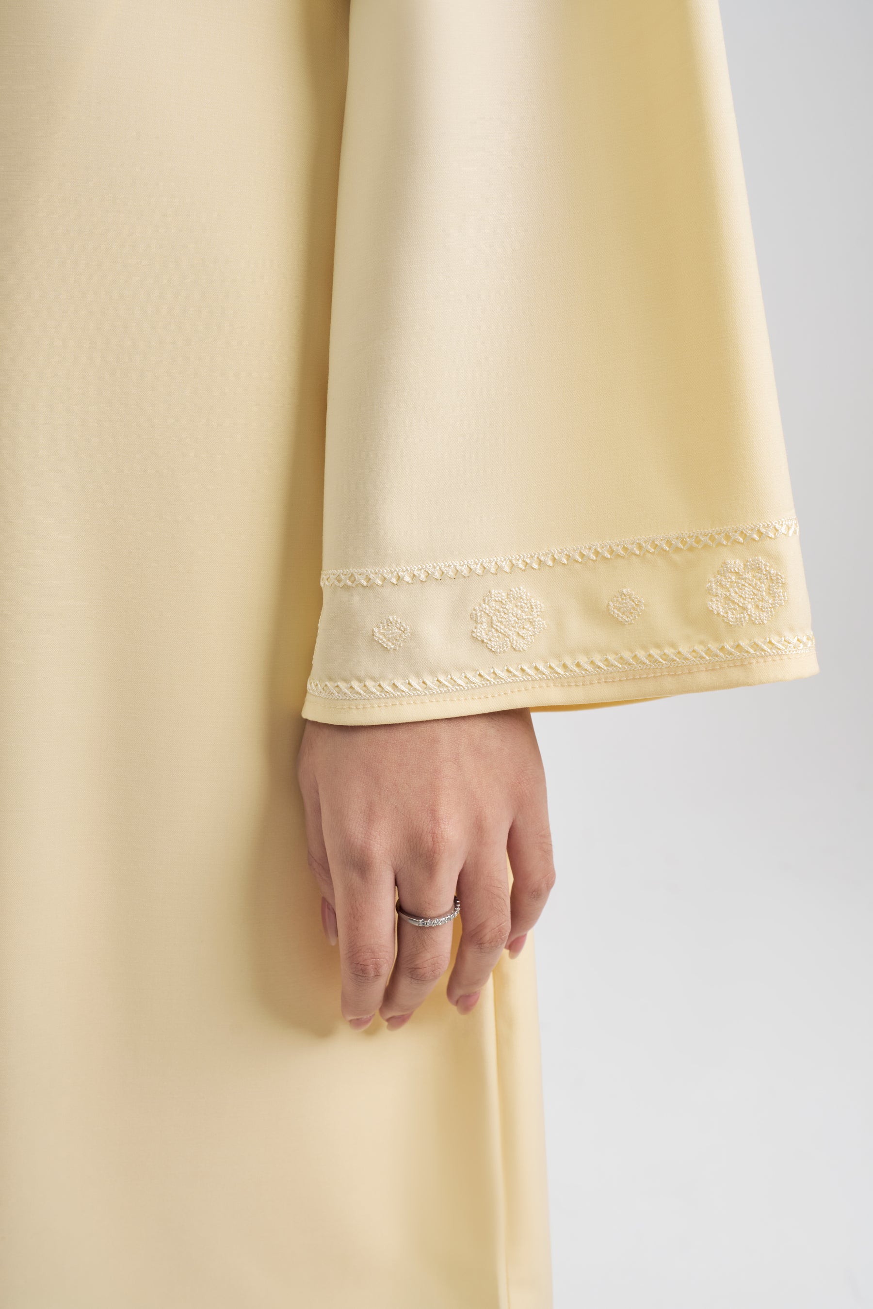 Patawali Baju Kebaya - Kuning Langsat