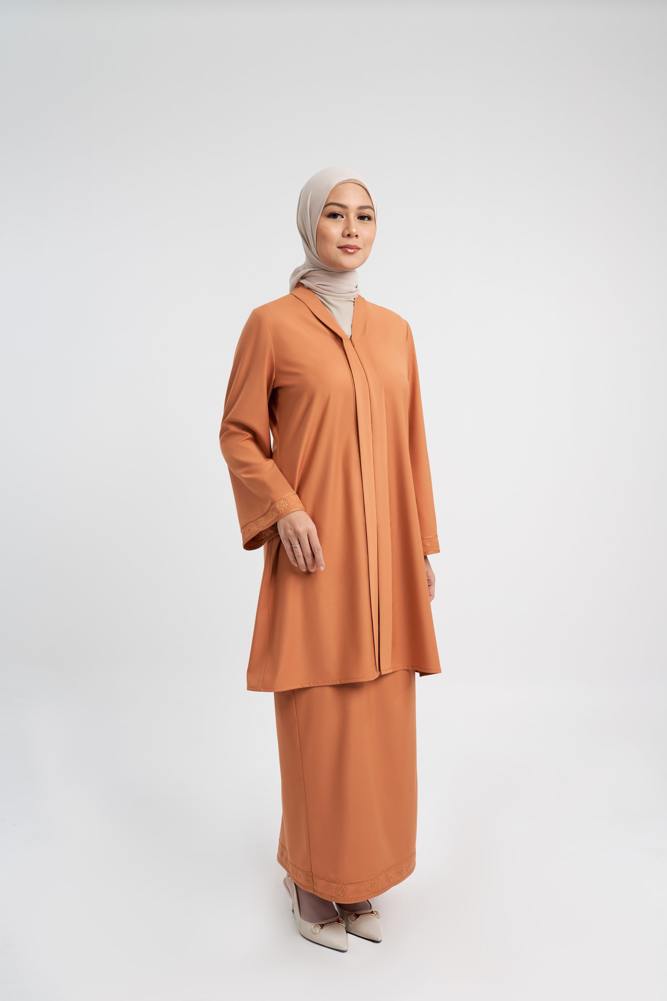 Patawali Baju Kebaya - Apricot