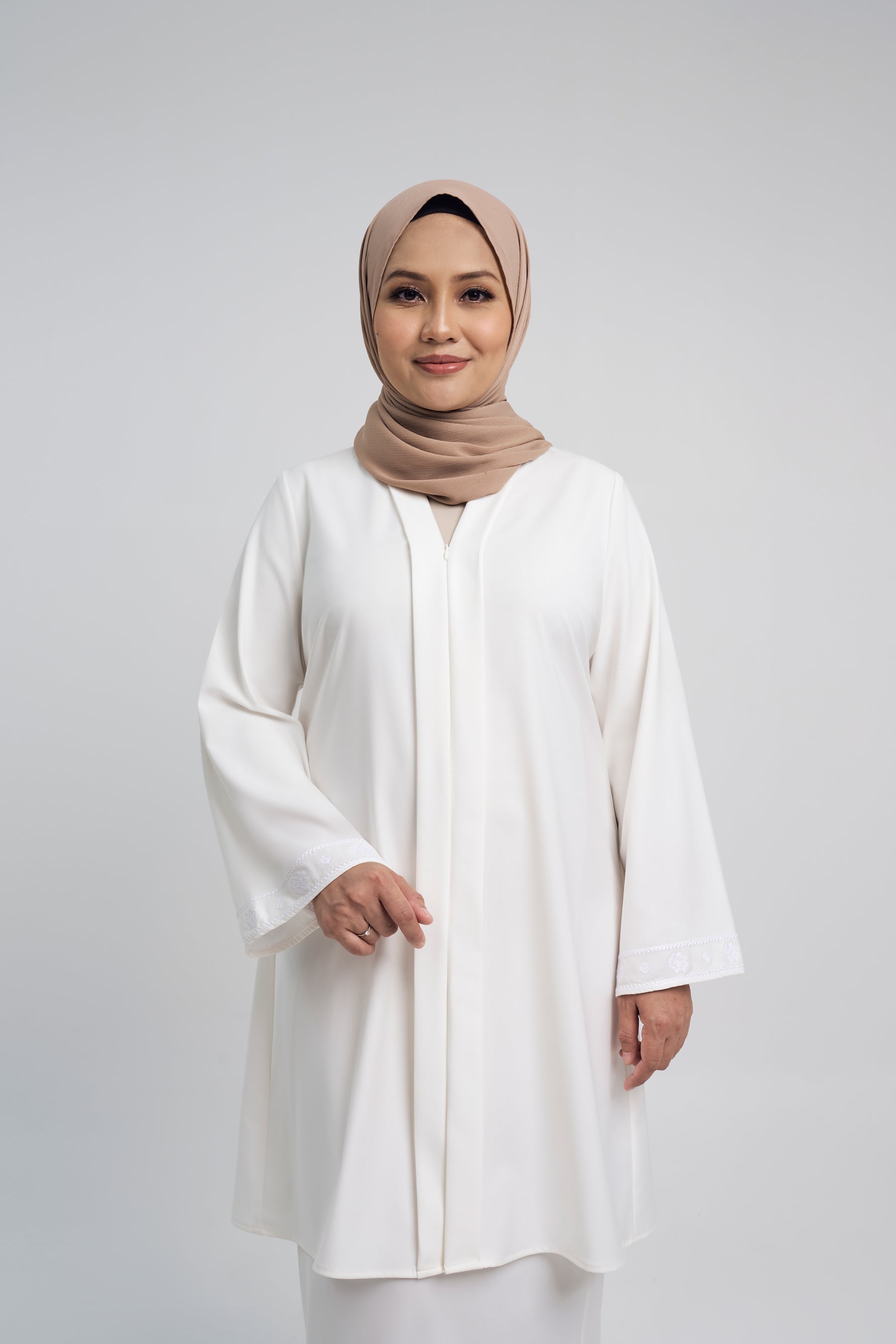 Patawali Baju Kebaya - Antique White