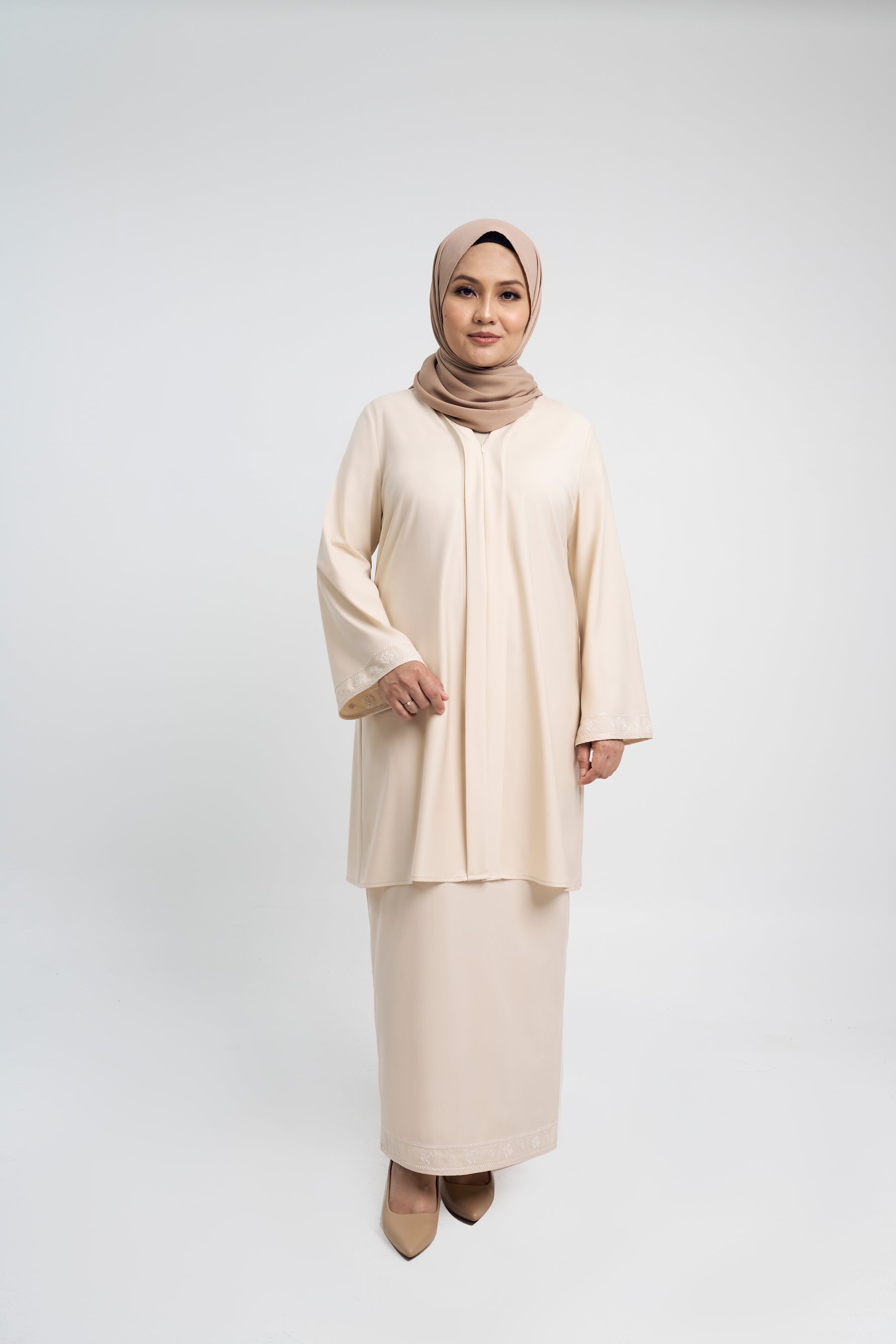 Patawali Baju Kebaya - Ecru Beige