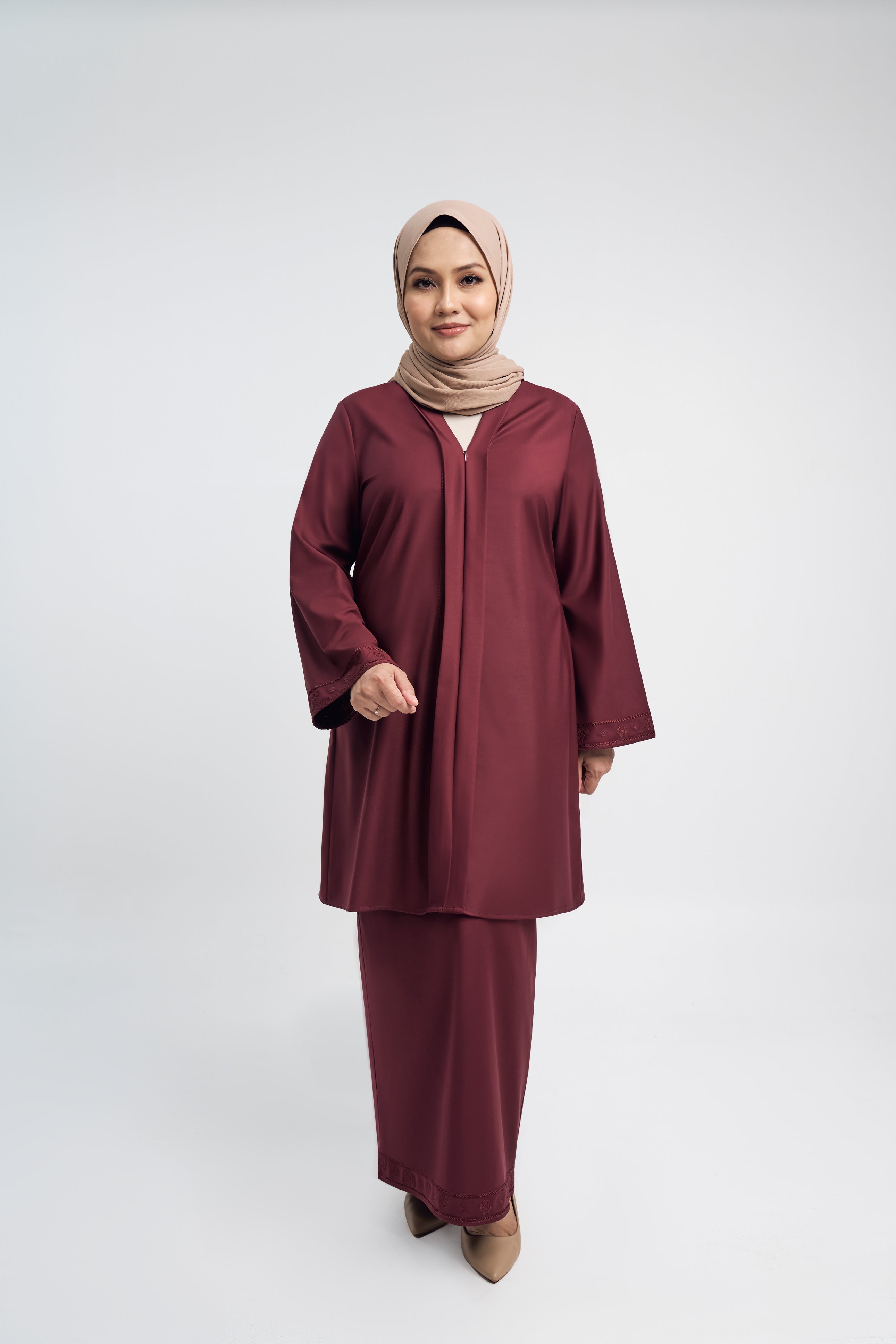 Patawali Baju Kebaya - Burgundy Red
