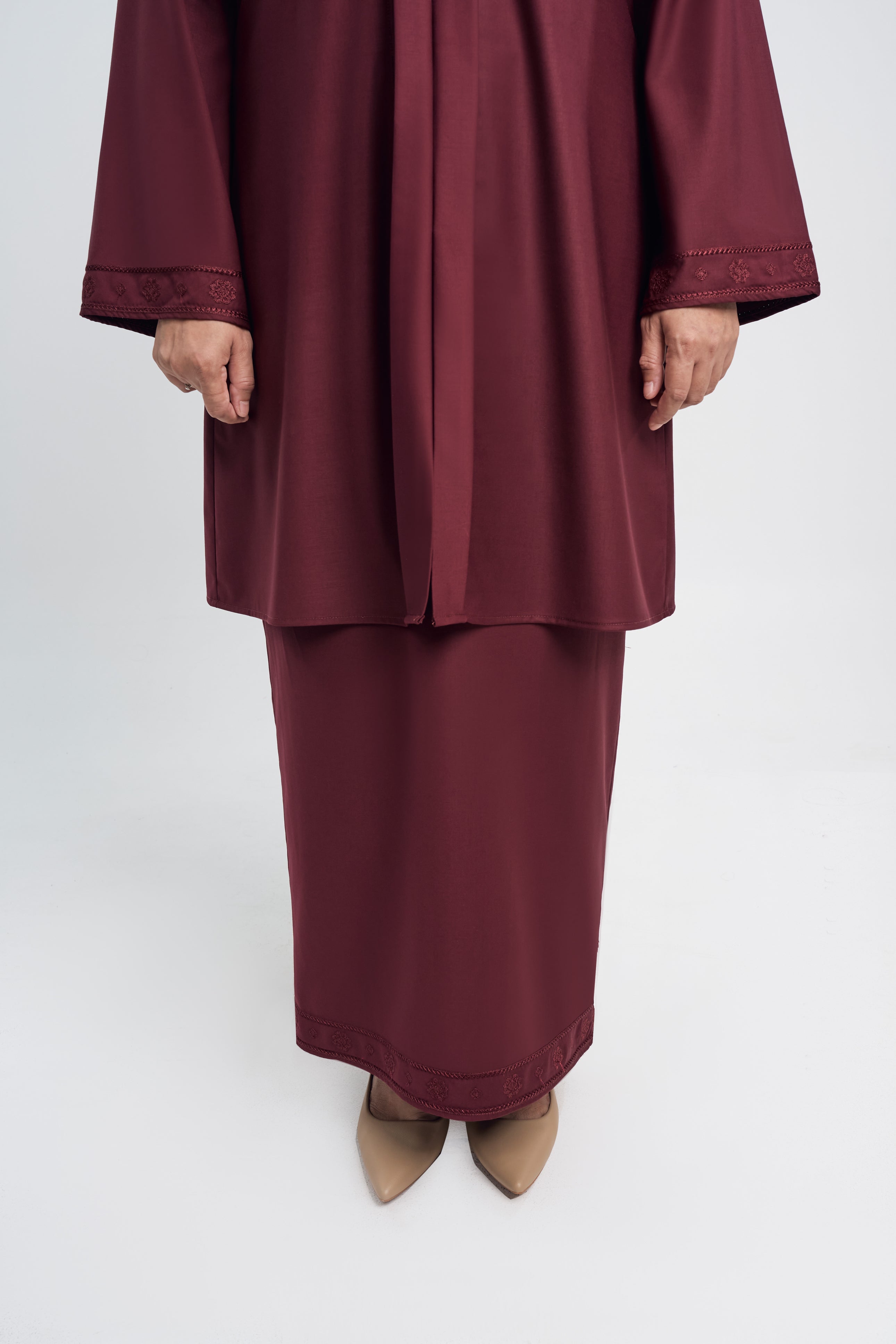Patawali Baju Kebaya - Burgundy Red