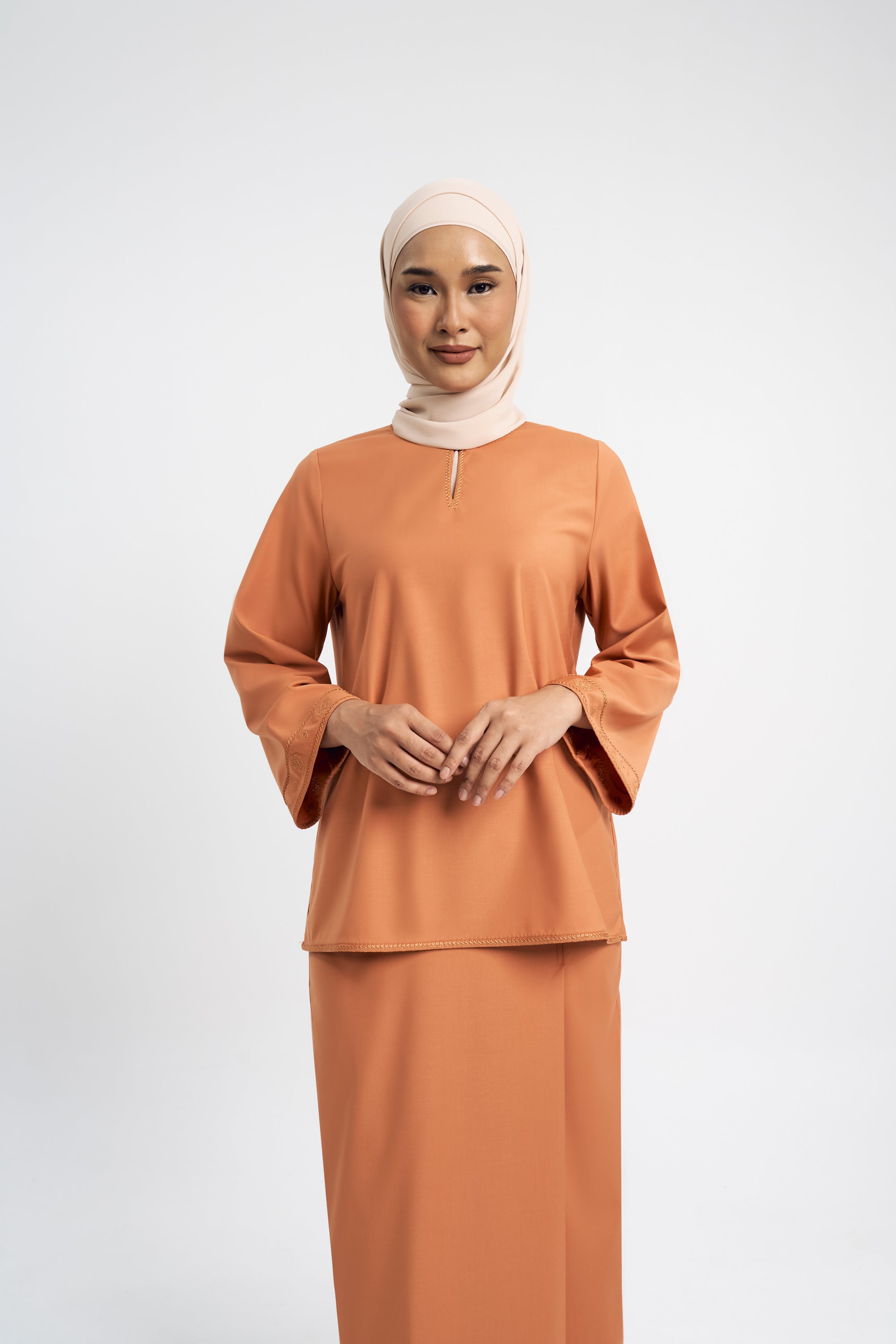 Patawali Baju Kurung - Apricot