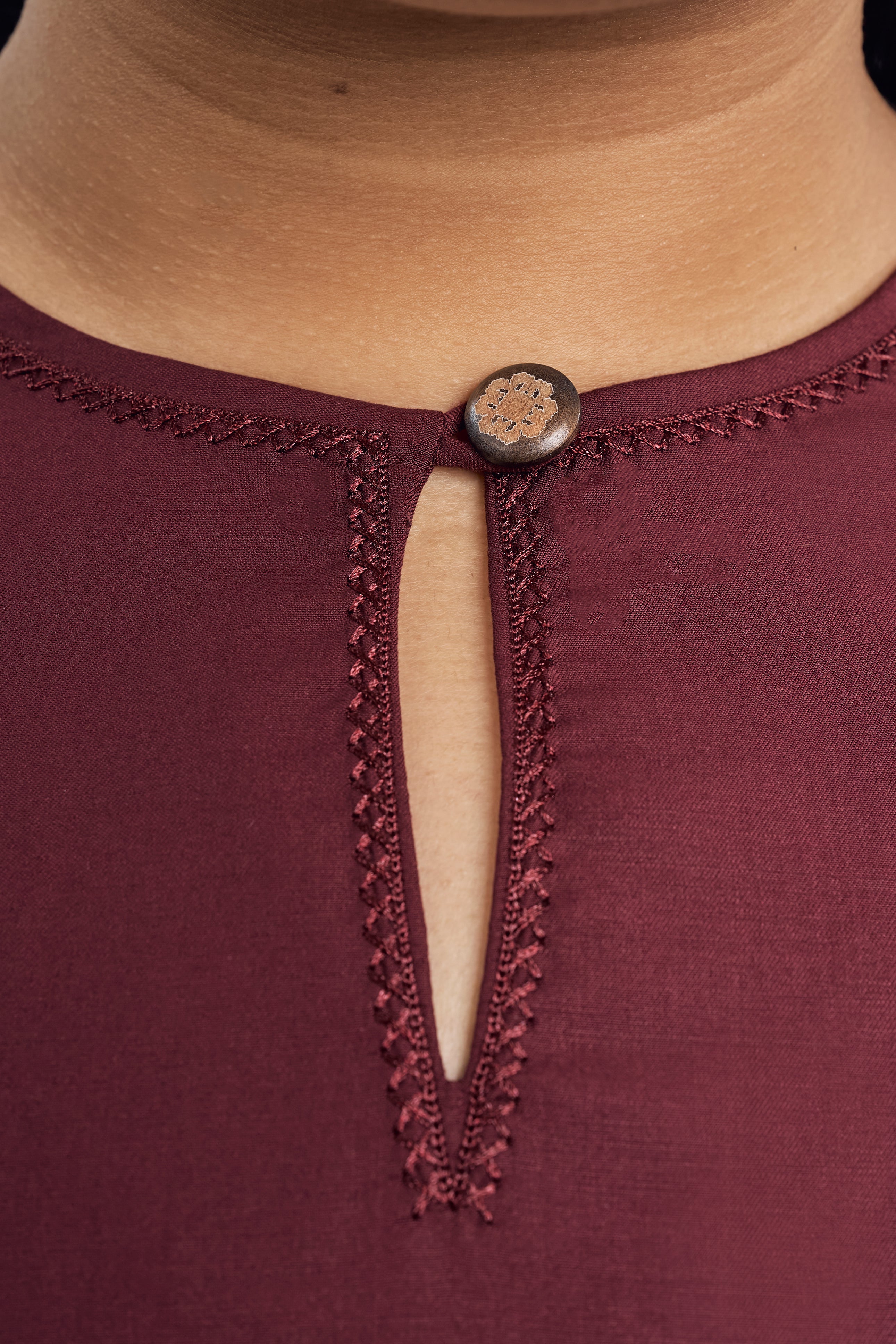 Patawali Baju Kurung - Burgundy Red