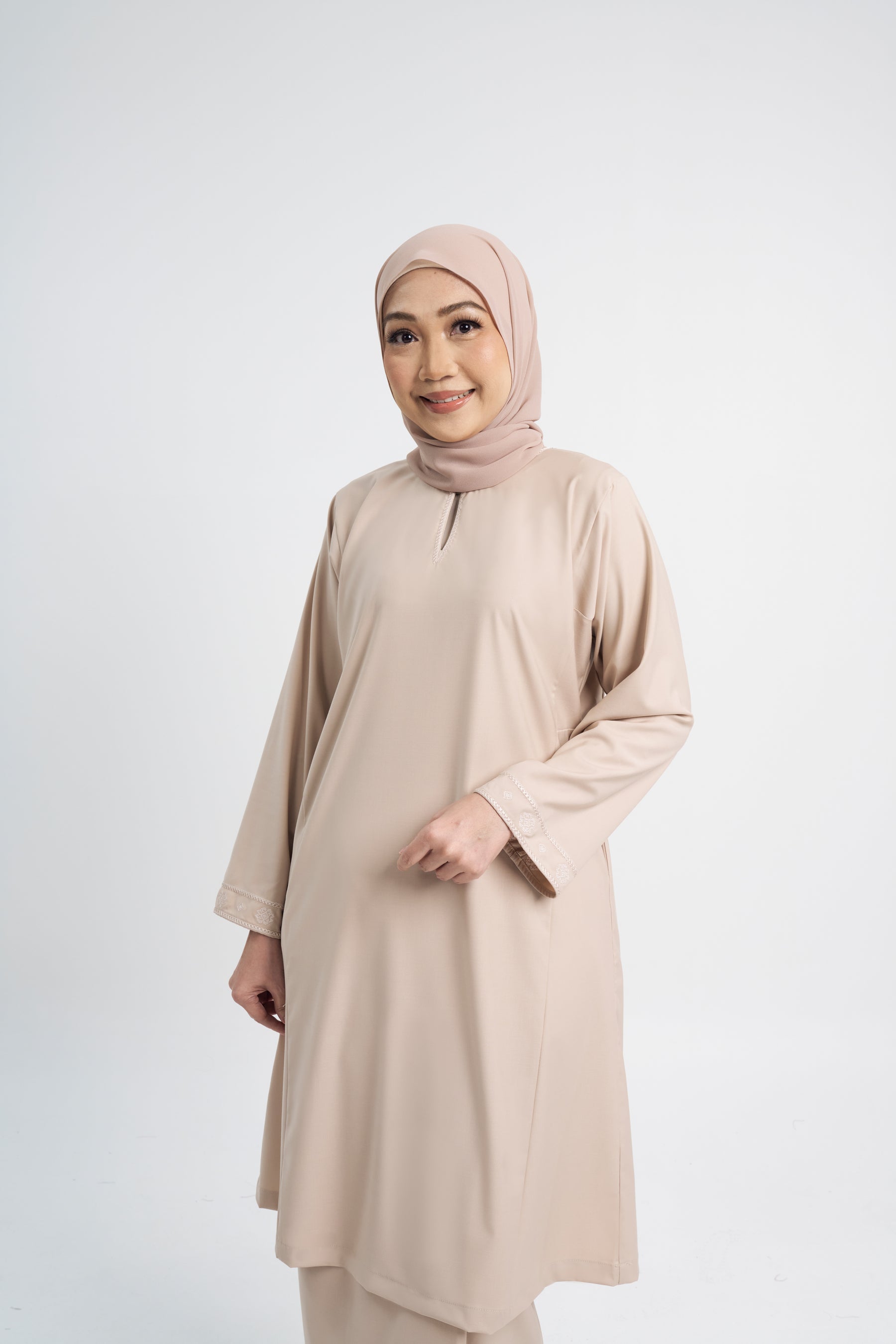 Patawali Baju Kurung Riau - Beige