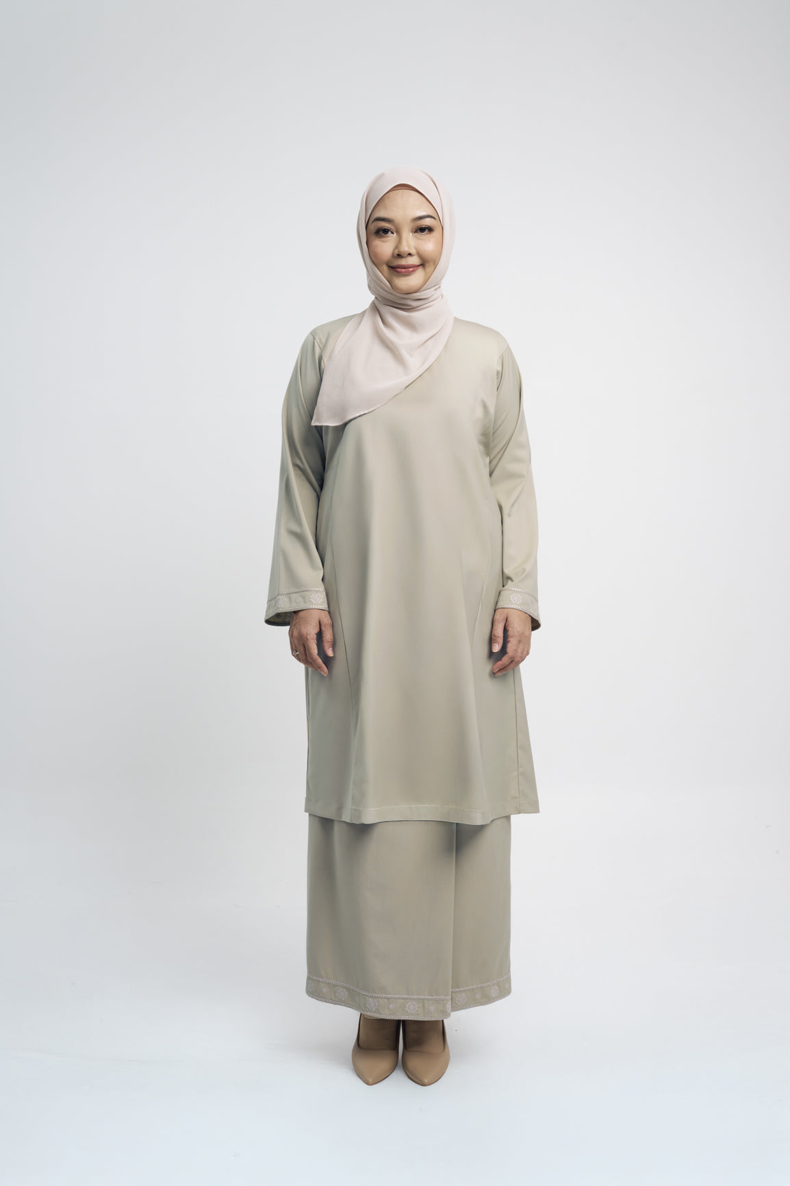 Patawali Baju Kurung Riau - Light Khaki