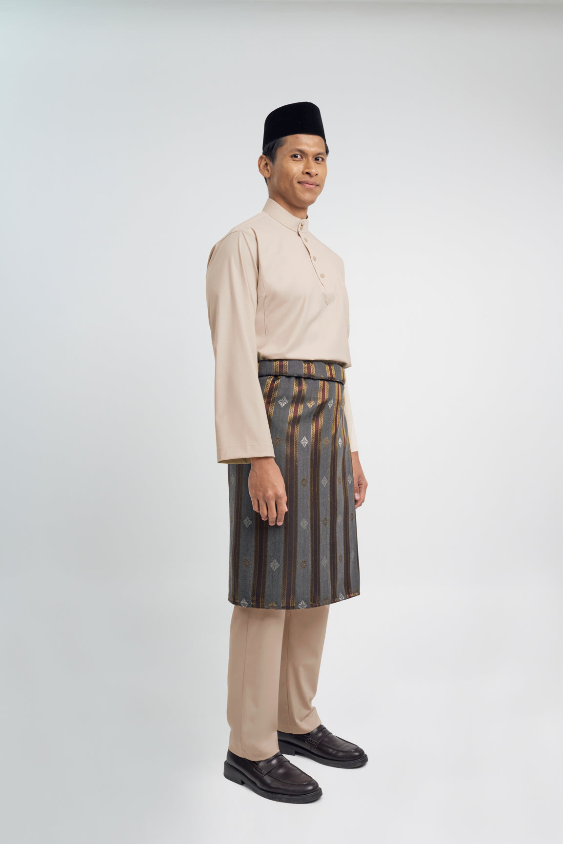 Patawali Classic Fit Baju Melayu Cekak Musang - Beige