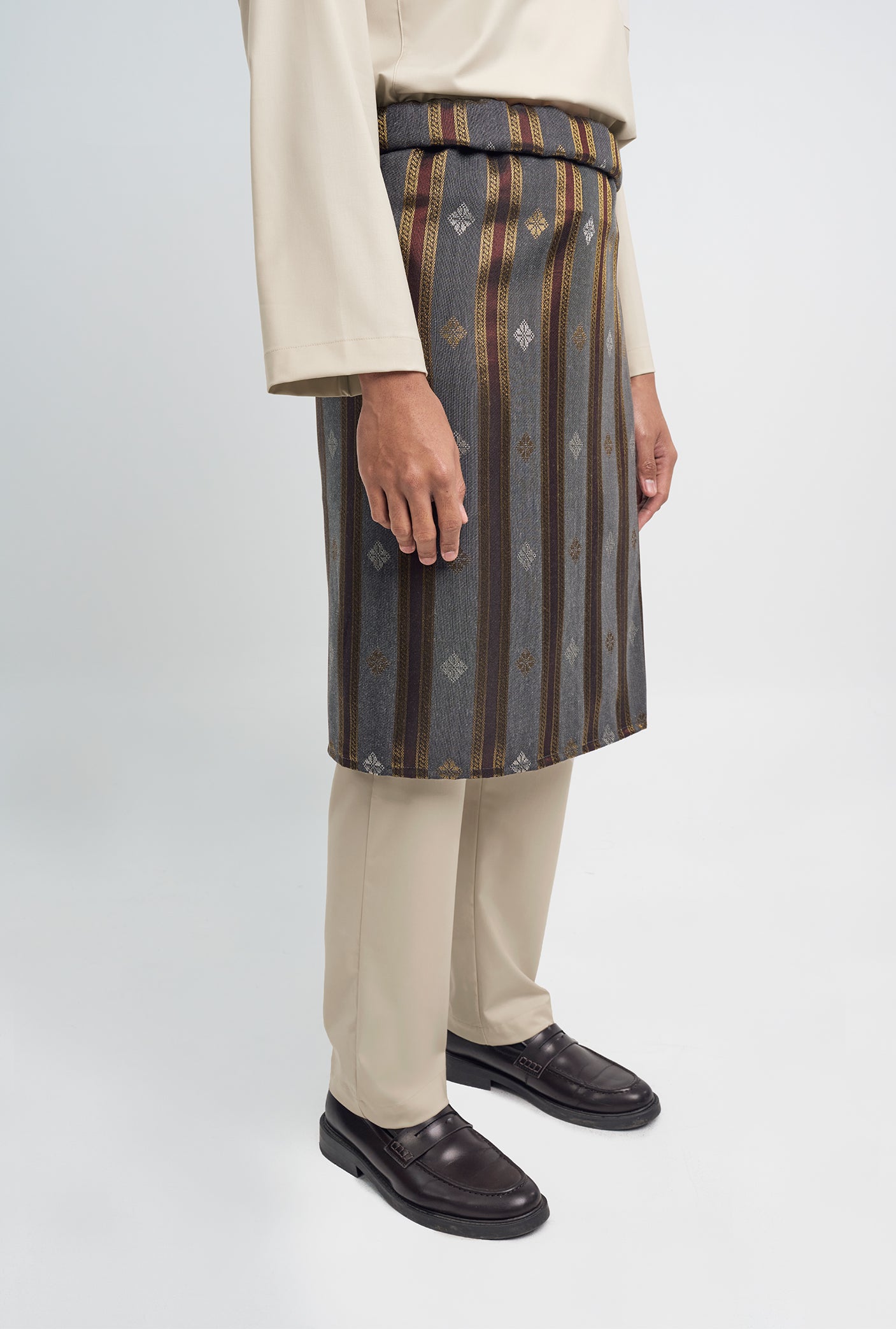 Patawali Classic Fit Baju Melayu Cekak Musang - Beige