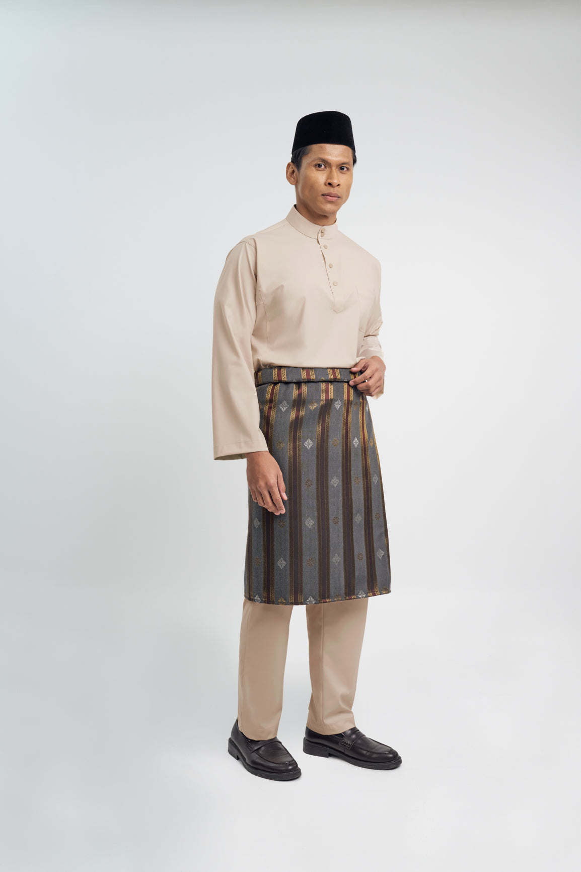 Patawali Classic Fit Baju Melayu Cekak Musang - Beige
