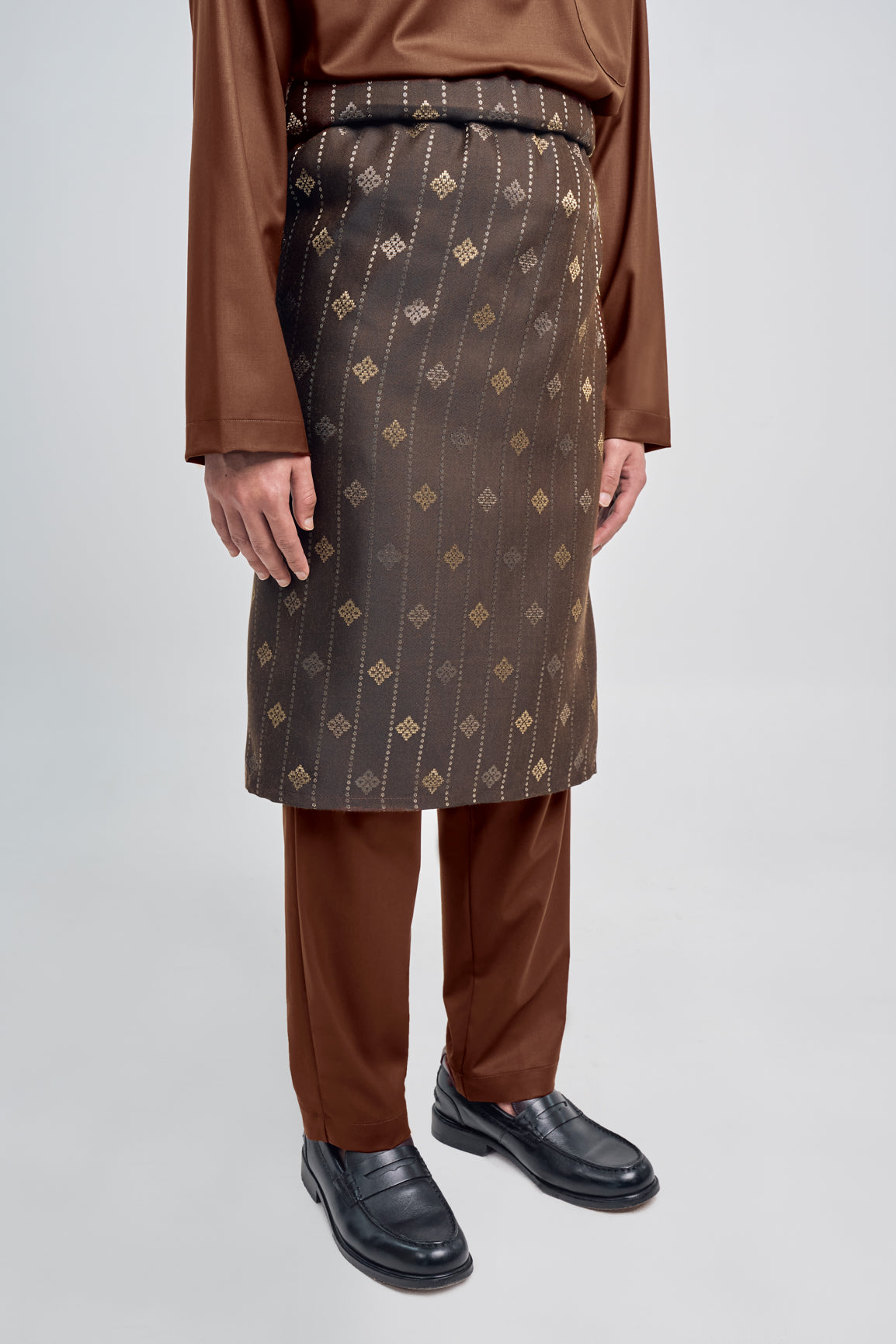 Patawali Classic Fit Baju Melayu Cekak Musang - Coffee Brown