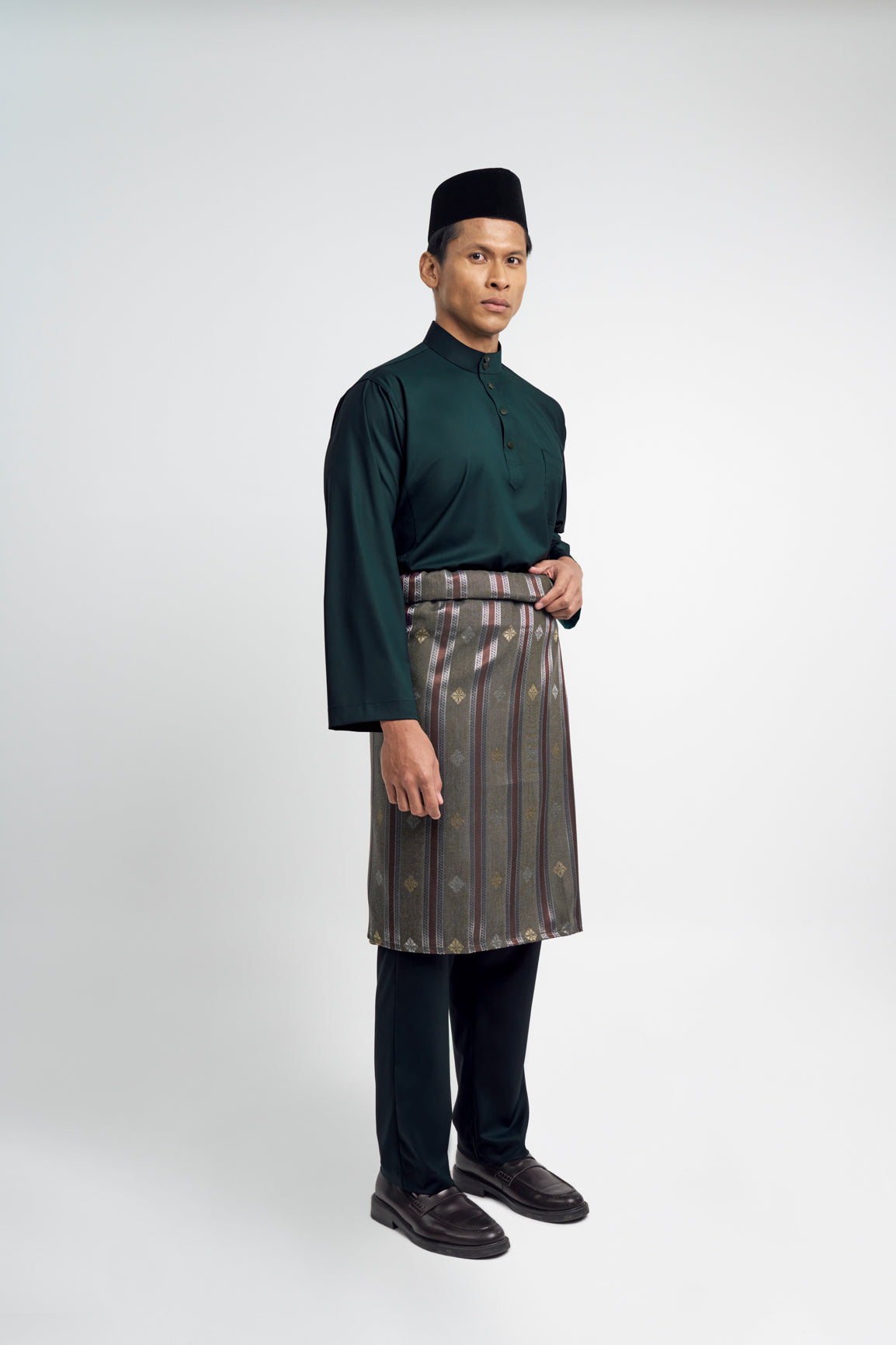 Patawali Classic Fit Baju Melayu Cekak Musang - Deep Green