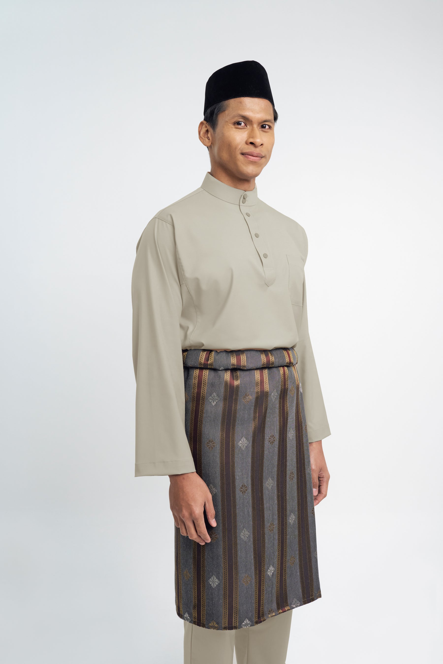 Patawali Classic Fit Baju Melayu Cekak Musang - Light Khaki