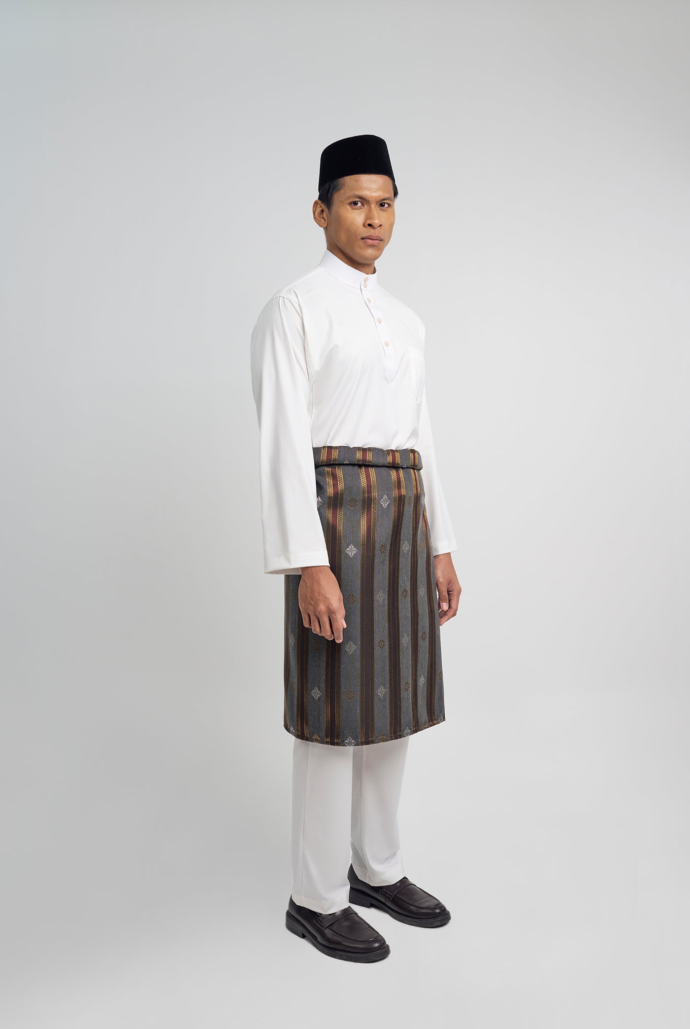 Patawali Classic Fit Baju Melayu Cekak Musang - Antique White