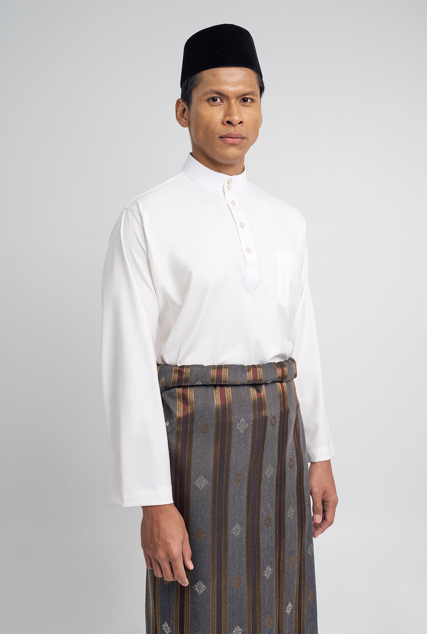 Patawali Classic Fit Baju Melayu Cekak Musang - Antique White