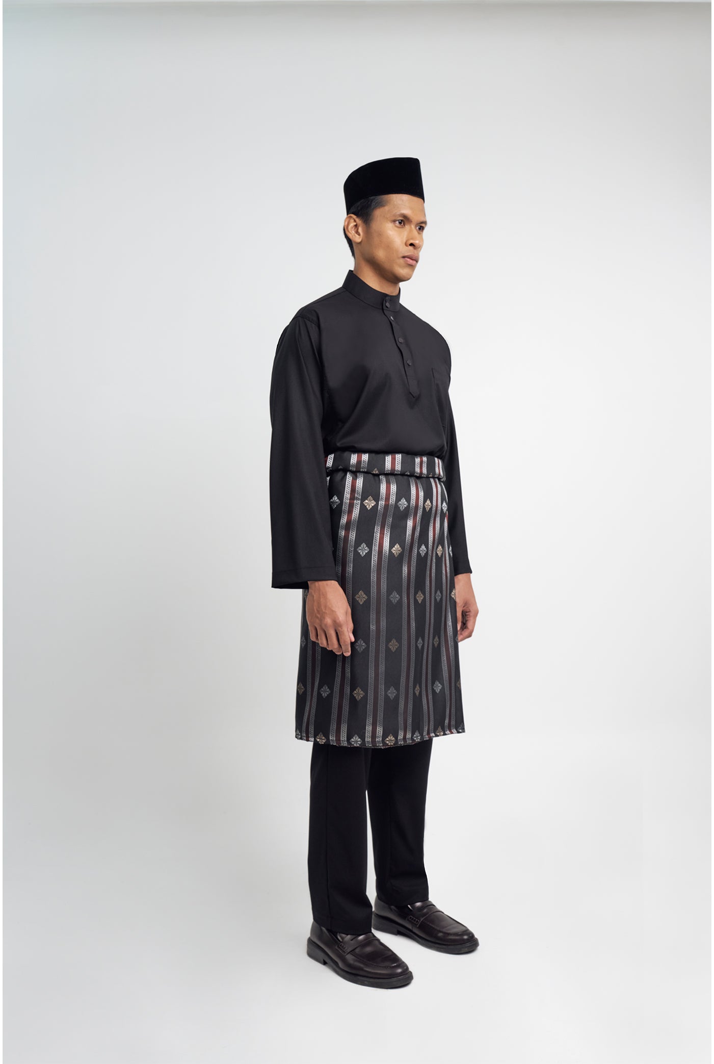 Patawali Classic Fit Baju Melayu Cekak Musang - Opal Black