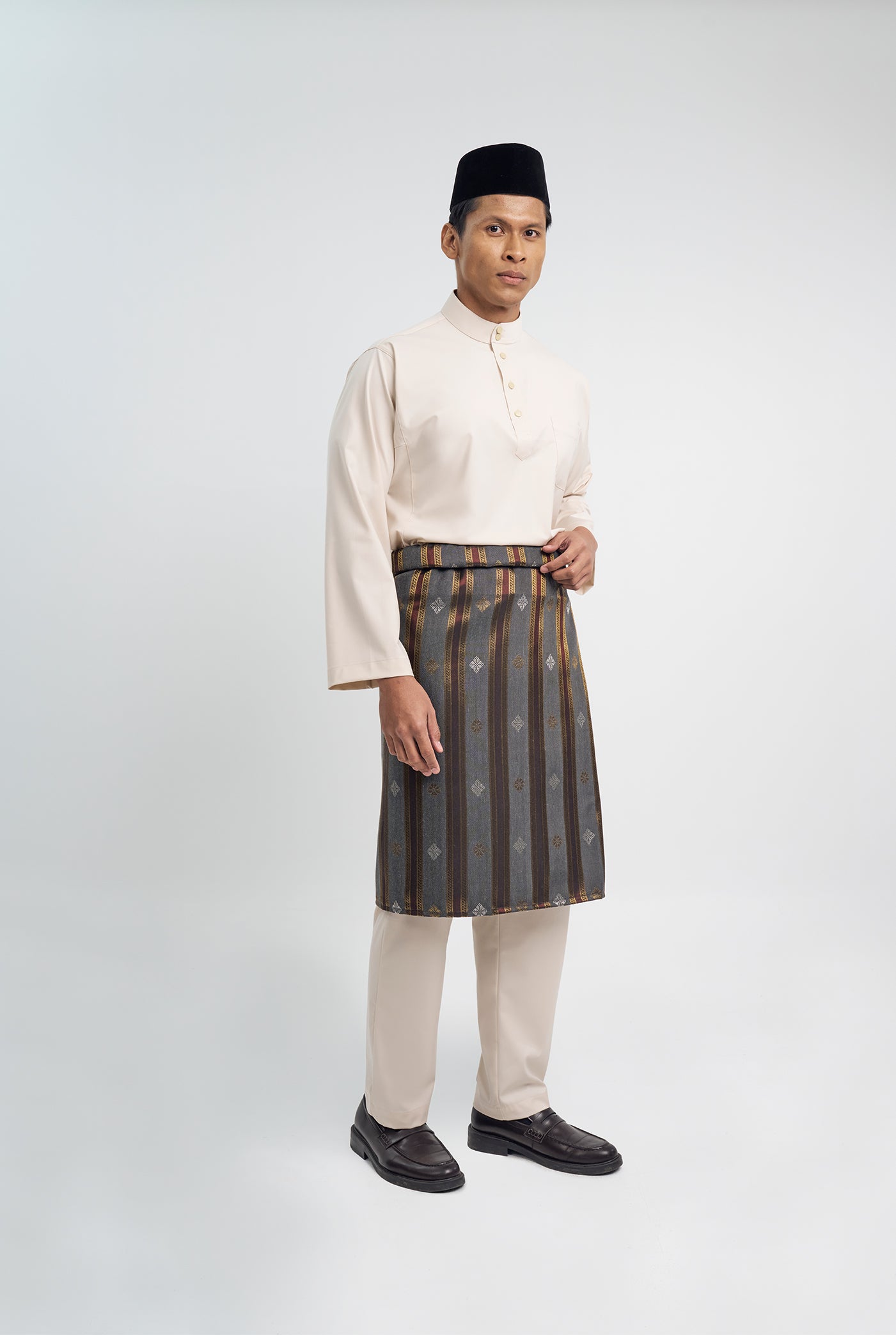 Patawali Classic Fit Baju Melayu Cekak Musang - Ecru Beige