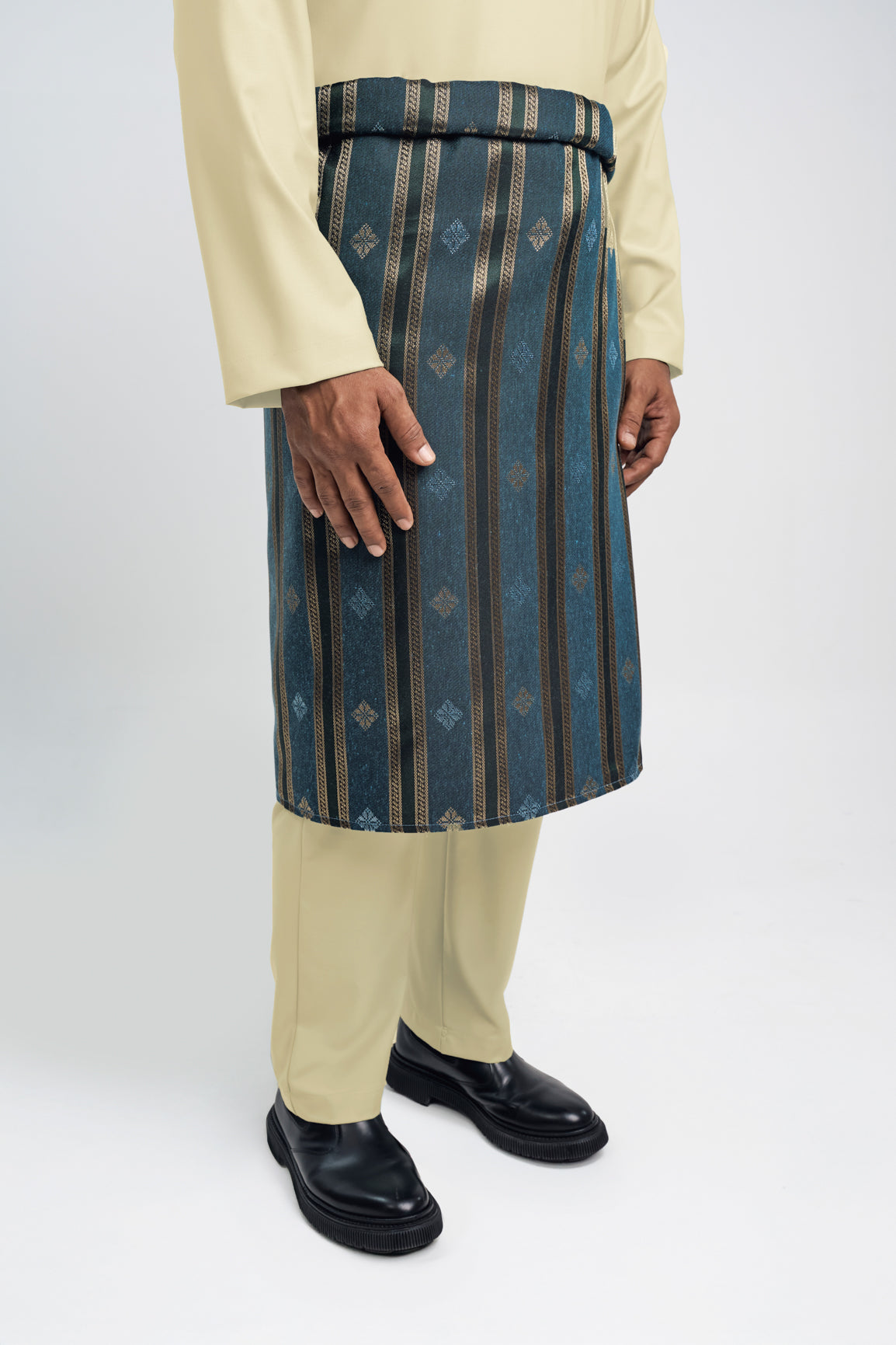 Patawali Modern Fit Baju Melayu Cekak Musang - Kuning Langsat