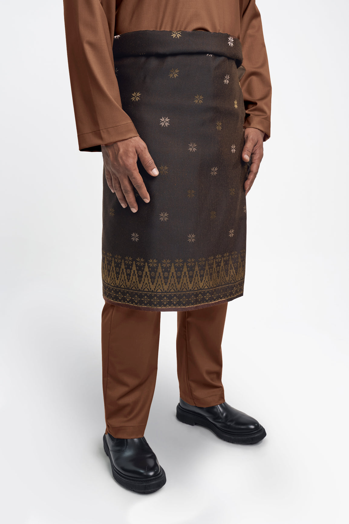Patawali Modern Fit Baju Melayu Cekak Musang - Coffee Brown