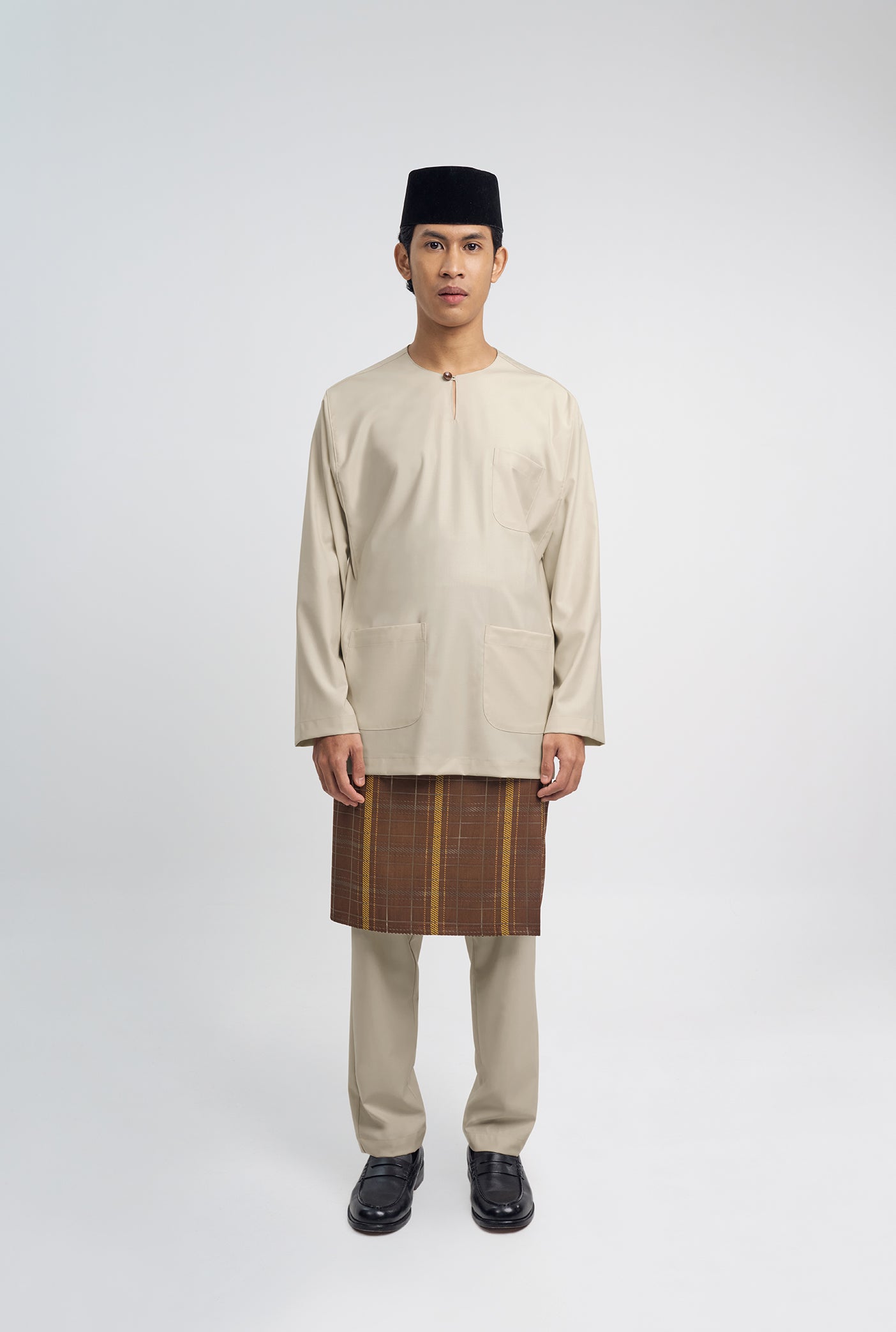 Patawali Classic Fit Baju Melayu Teluk Belanga - Beige